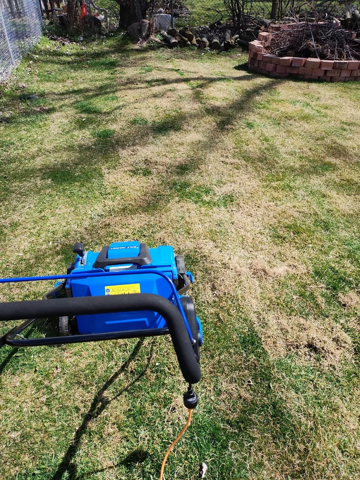 BILT HARD 16 Inch Dethatcher Scarifier Electric Powered, 15 Amp Copper Motor, 5-Position Depth Adjustment, 14.5 gal Thatch Bag, 2 in 1 Walk Behind Thatch Removing Machine for Lawn customer photo 2