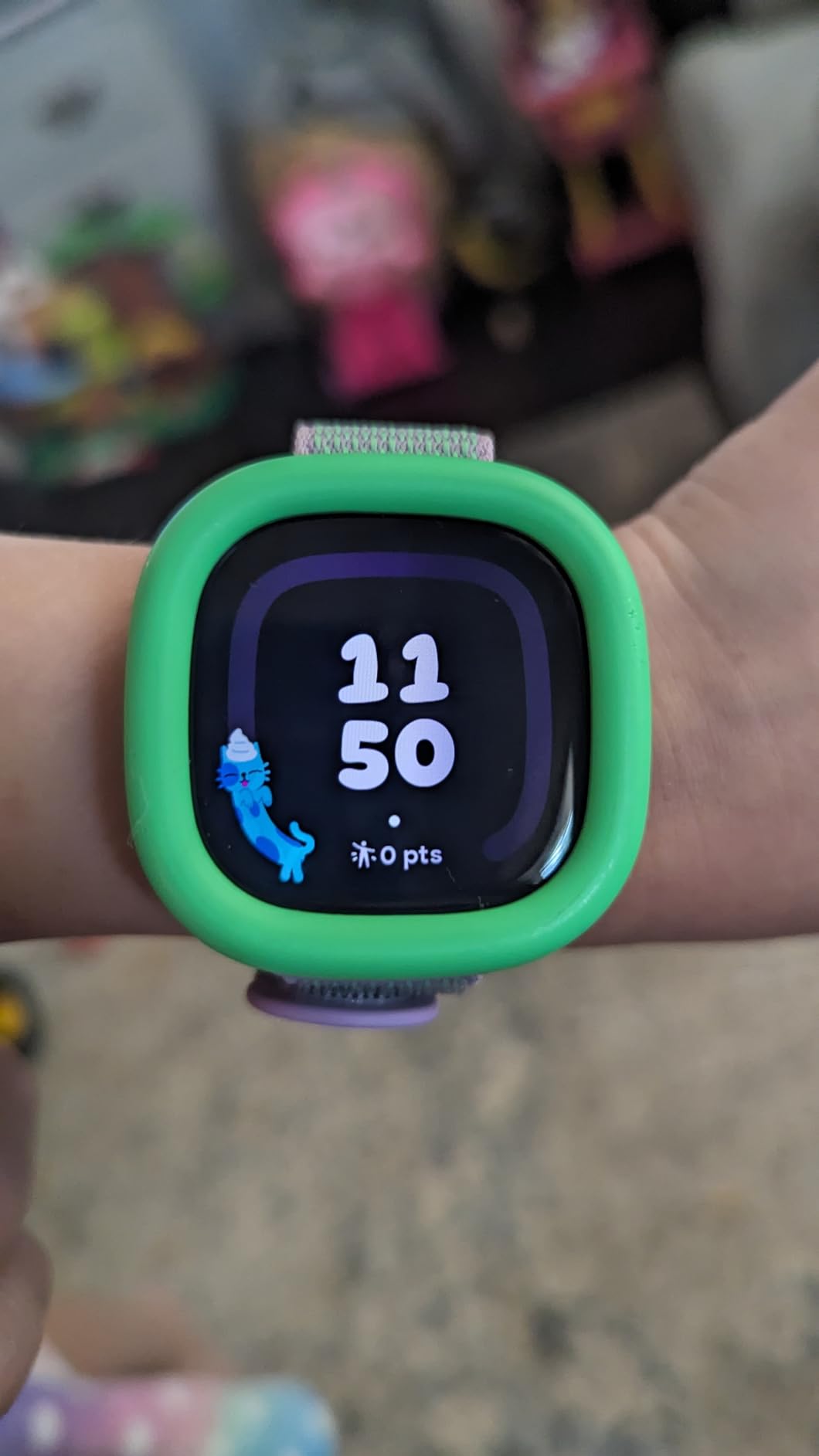 Fitbit Google Ace LTE - Kids Smartwatch with Call, Message, GPS, and Activity-Based Games, Ace Pass Data Plan Required - Spicy - Moovin customer photo 2