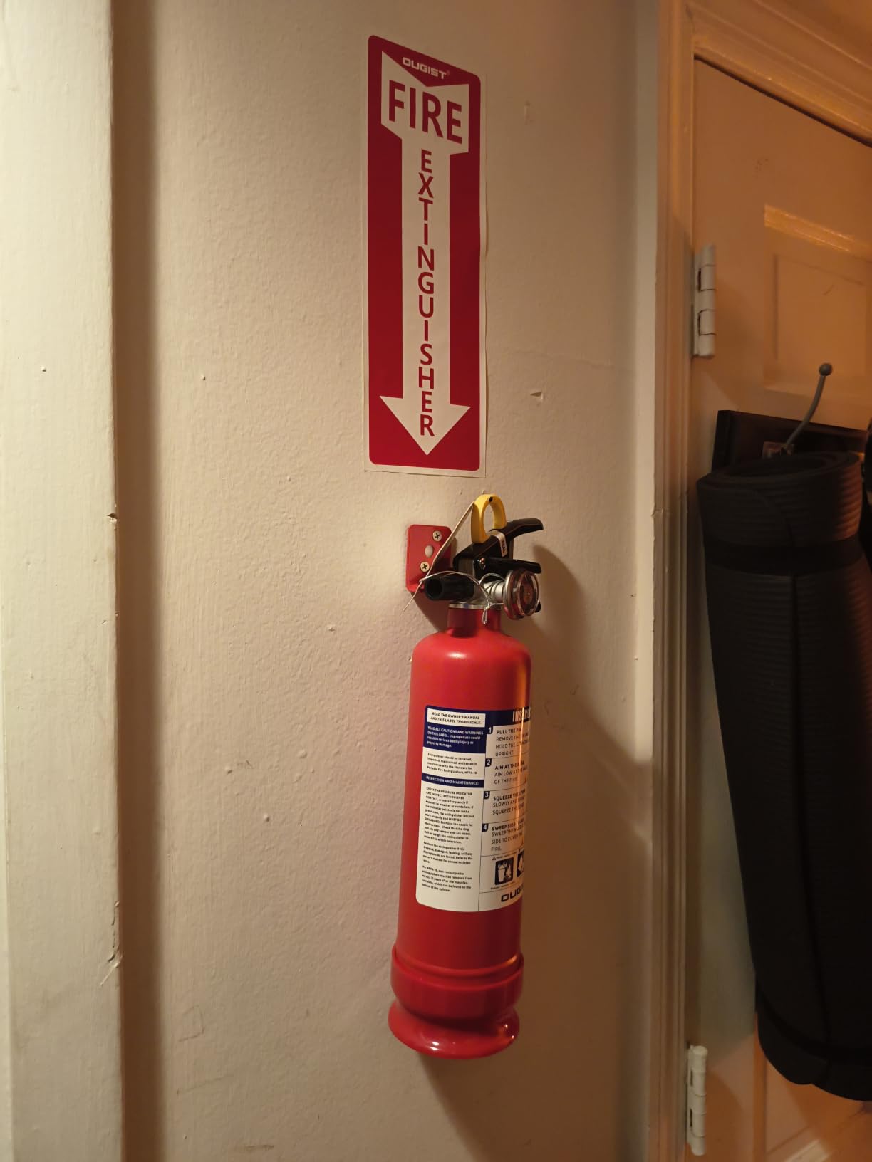 Ougist ABC Fire Extinguisher for Home & Vehicle - 2.5 lb 1-A:10-B:C Rated, Dry Chemical Fire Safety with Quick-Release Handle, Certified for Kitchen/Car/Boat Use-Model FF1KG customer photo 2