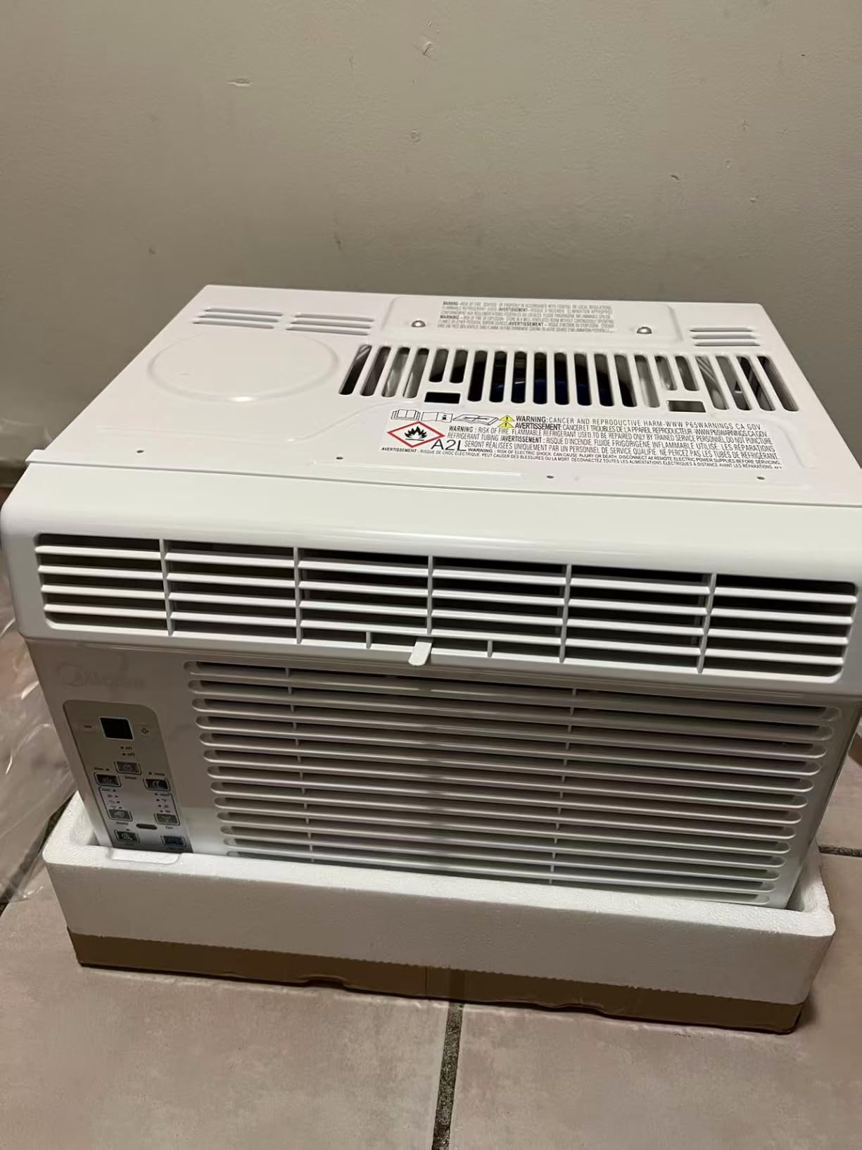 Midea 6,000 BTU Window Air Conditioner, 3-in-1 Cool/Fan/Dehumidifier Window AC Unit, Easycool Air Conditioner with Remote Control, Cools up to 250 Sq. Ft., Fits bedroom, study, office customer photo 1