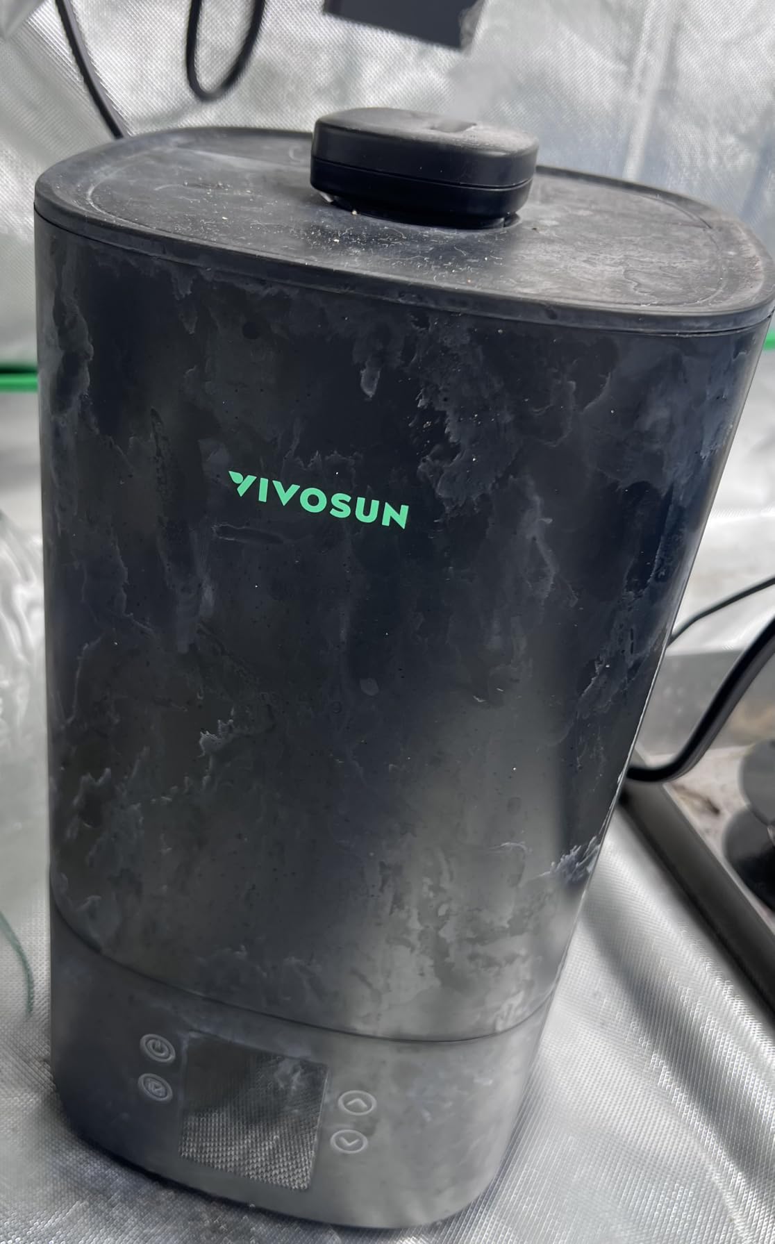 VIVOSUN AeroStream H19 Intelligent Environmental 19L Humidifier with Temp & Humidity Probe, Top Control Panel, Smart Remote Control, Designed Specifically for Use with Grow Tents customer photo 2