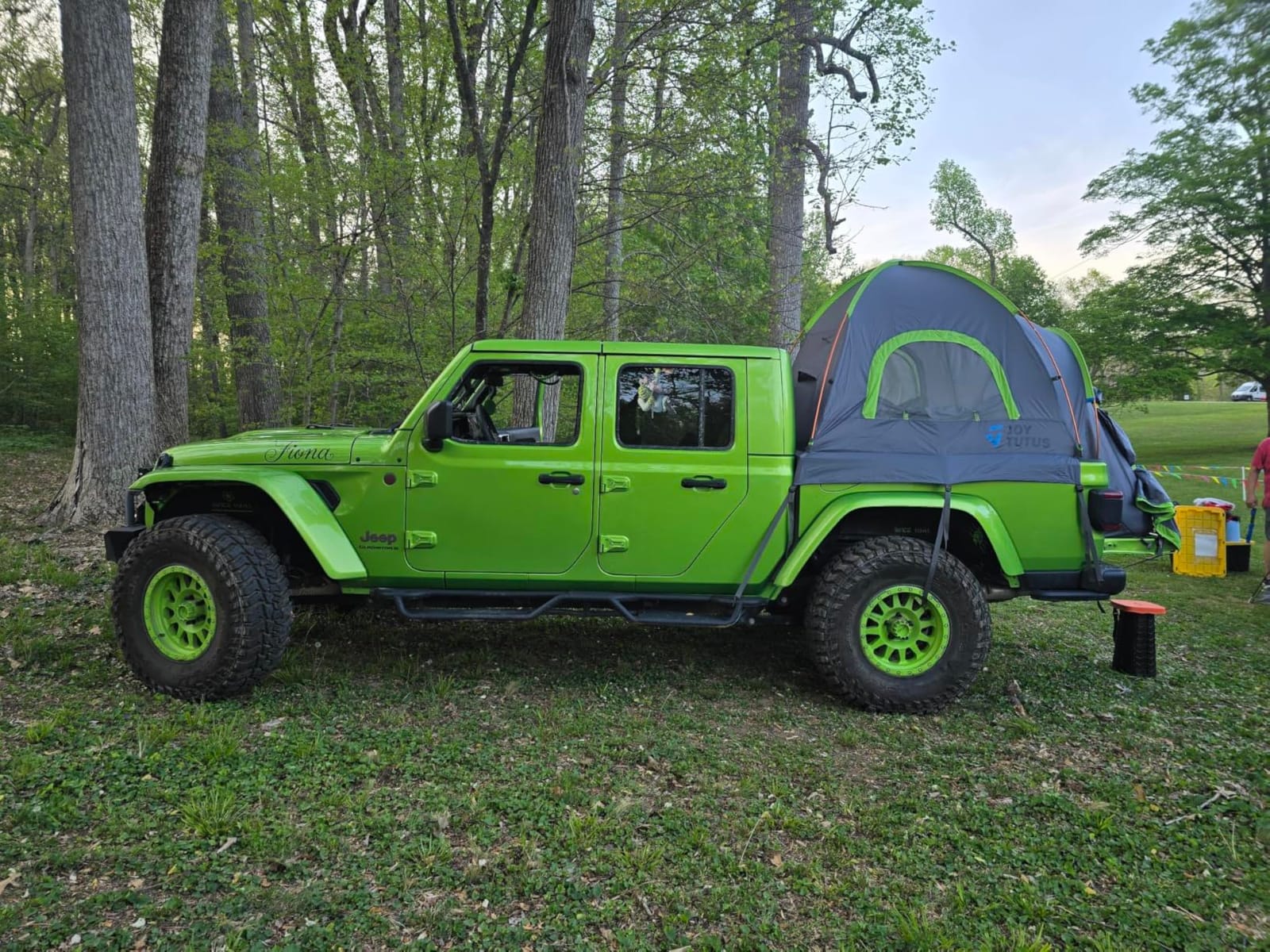 Inflatable Truck Bed Mattress for Tacoma Truck Air Mattress 5ft-5.5ft for Mid-Size Pickup with Detachable Tailgate Extension, Honda Ridgeline Jeep Gladiator JT,Space-Optimized Design, Built in Pump customer photo 1