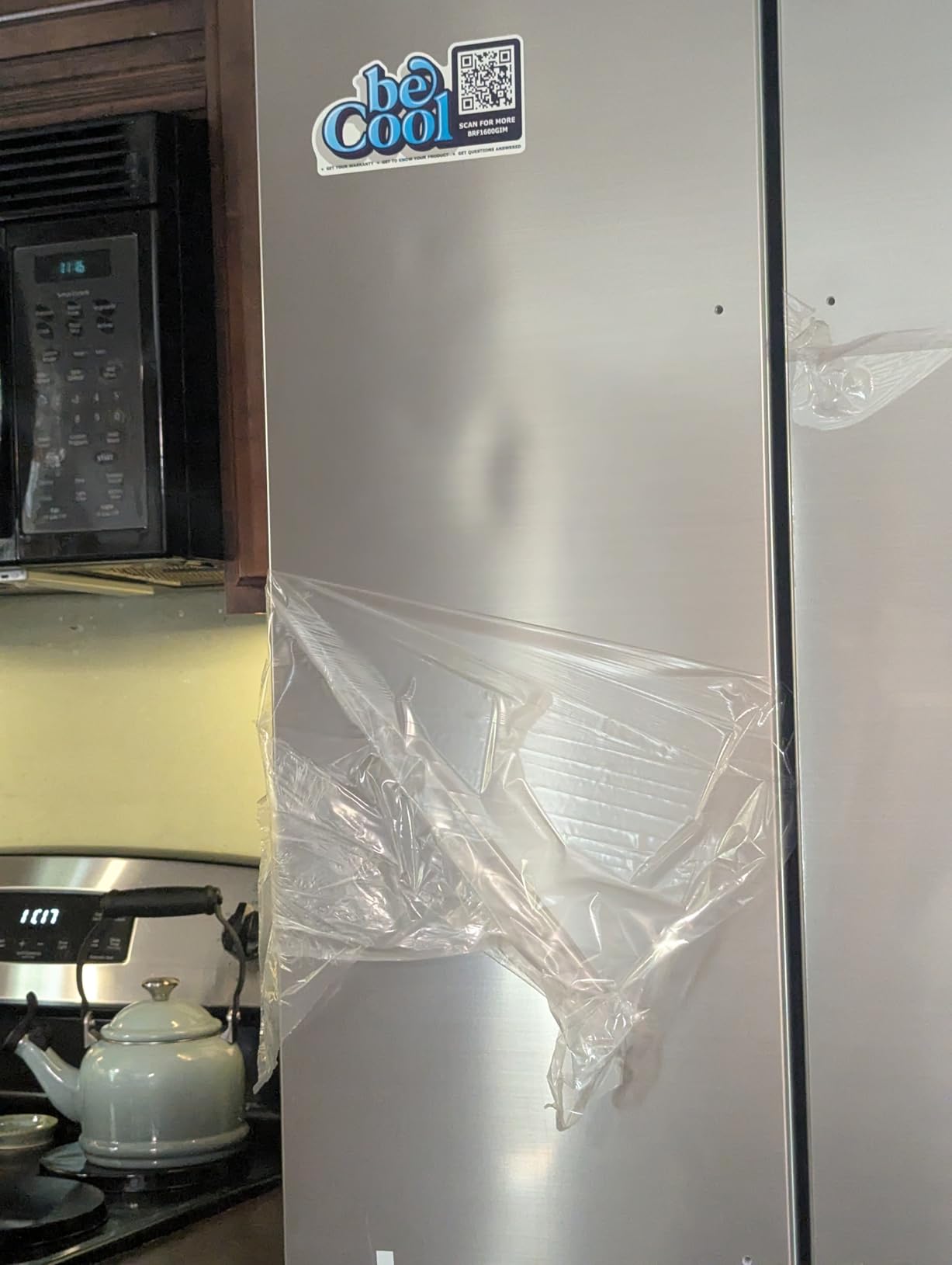 BLACK+DECKER 14 Cu. Ft. Convertible Freezer Refrigerator, Upright Freezer with Glass Shelves, ENERGY STAR rated, Frost Free, BUC1400XB, Black customer photo 1