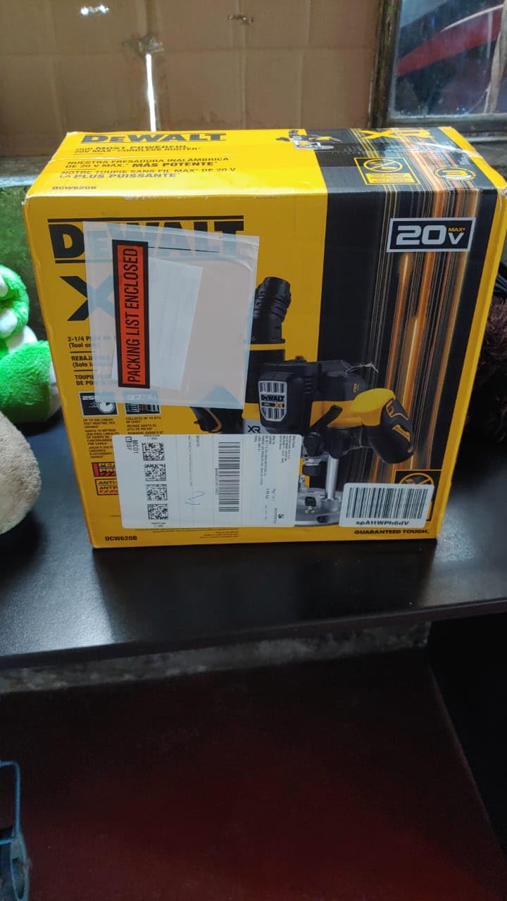 DEWALT 20V MAX XR 2-1/4 Peak HP Plunge Router (Tool Only) (DCW620B) customer photo 2