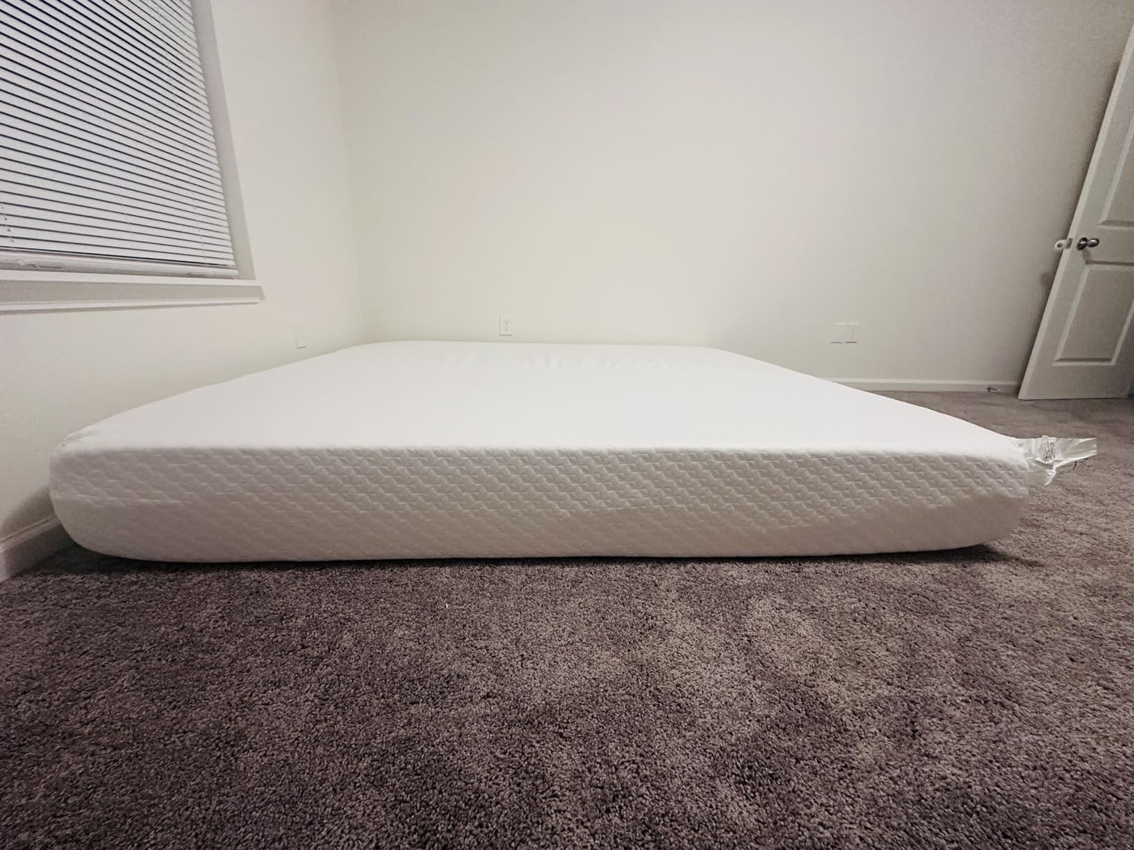 Avenco Twin Mattress 8 Inch, Medium Firm Memory Foam Mattress in a Box customer photo 1