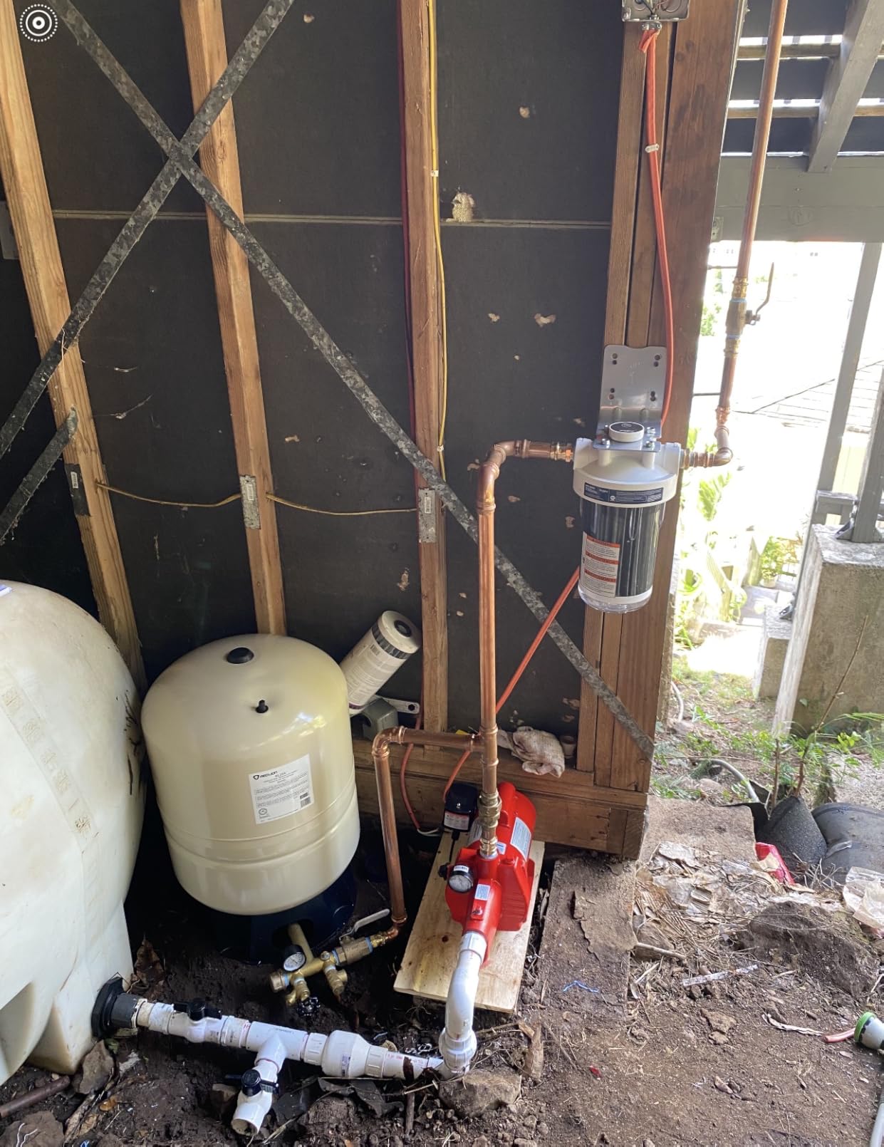 Red Lion RL20A, Vertical Pre-Charged Well Pressure Tank, 20 gallon customer photo 1