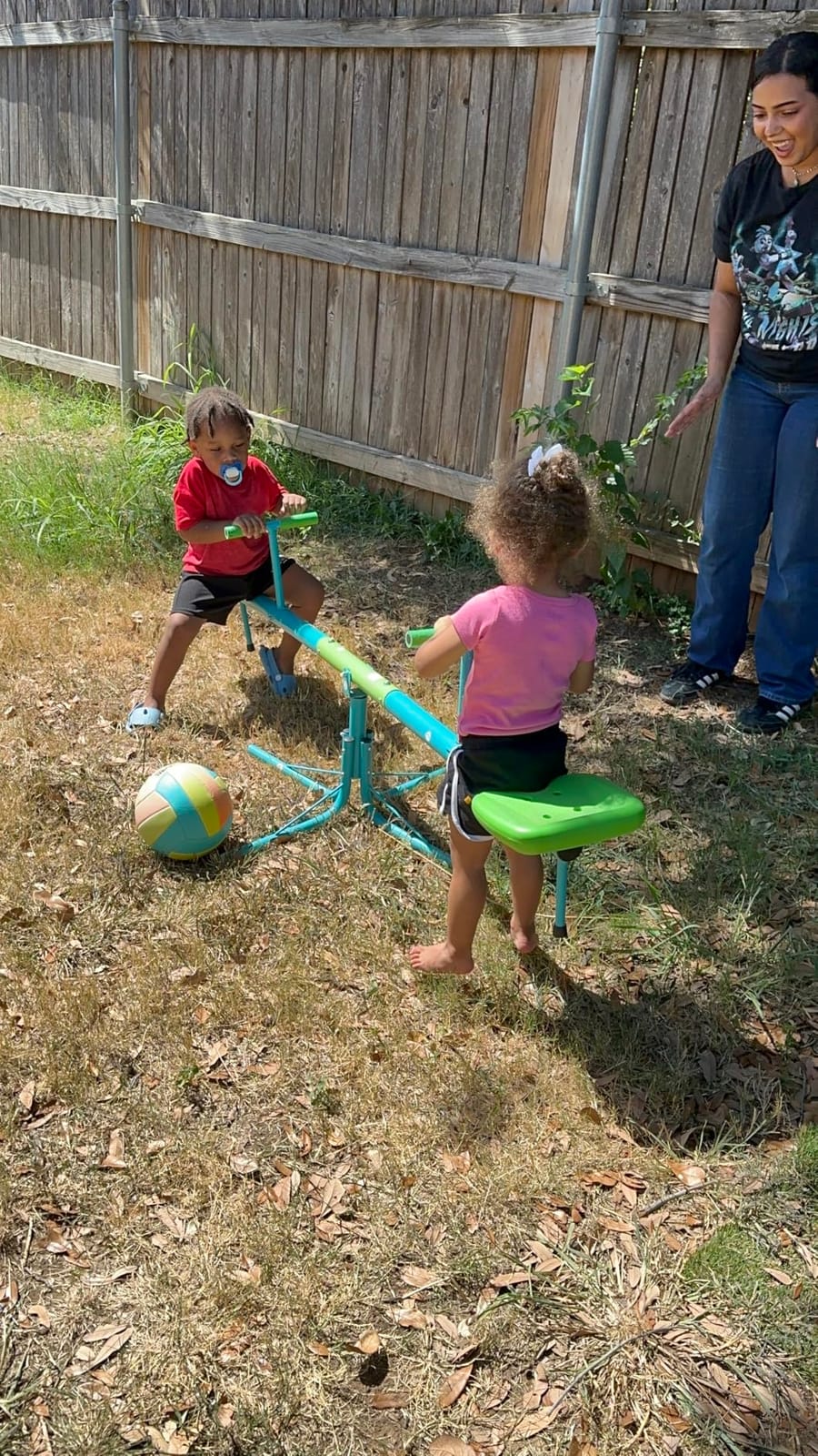 Amictoy Teeter Totter for Kids, 360° Spinning Seesaw, 100 lb Seat customer photo 1