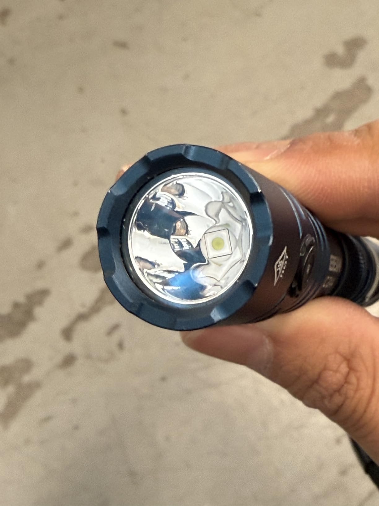 ACEBEAM TAC 2AA EDC Tactical Dual Modes Flashlight, 1400 High Lumens Light customer photo 1
