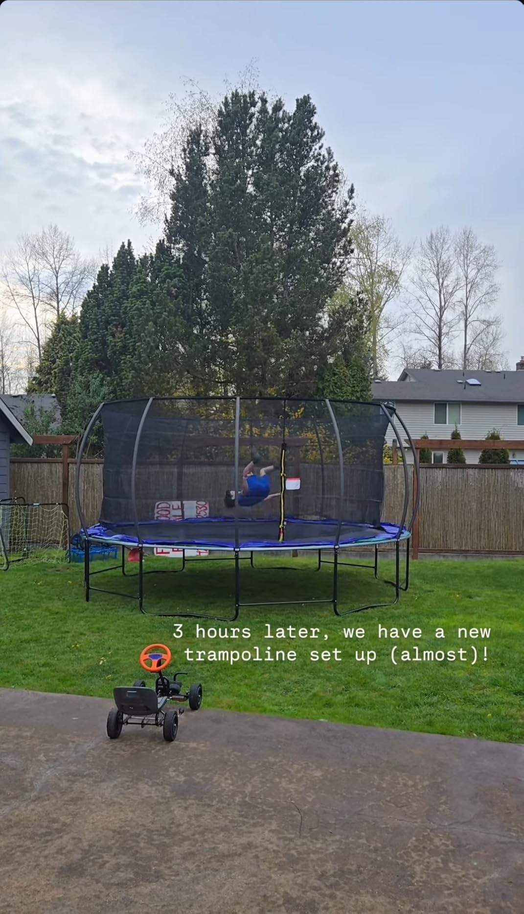 Lyromix 12 14 15 16FT Outdoor Trampolines for Kids and Adults, Pumpkin Trampolin with Curved Poles, Recreational Trampolin with Basketball Hoop and Safety Enclosure Net for Kids and Adults customer photo 2