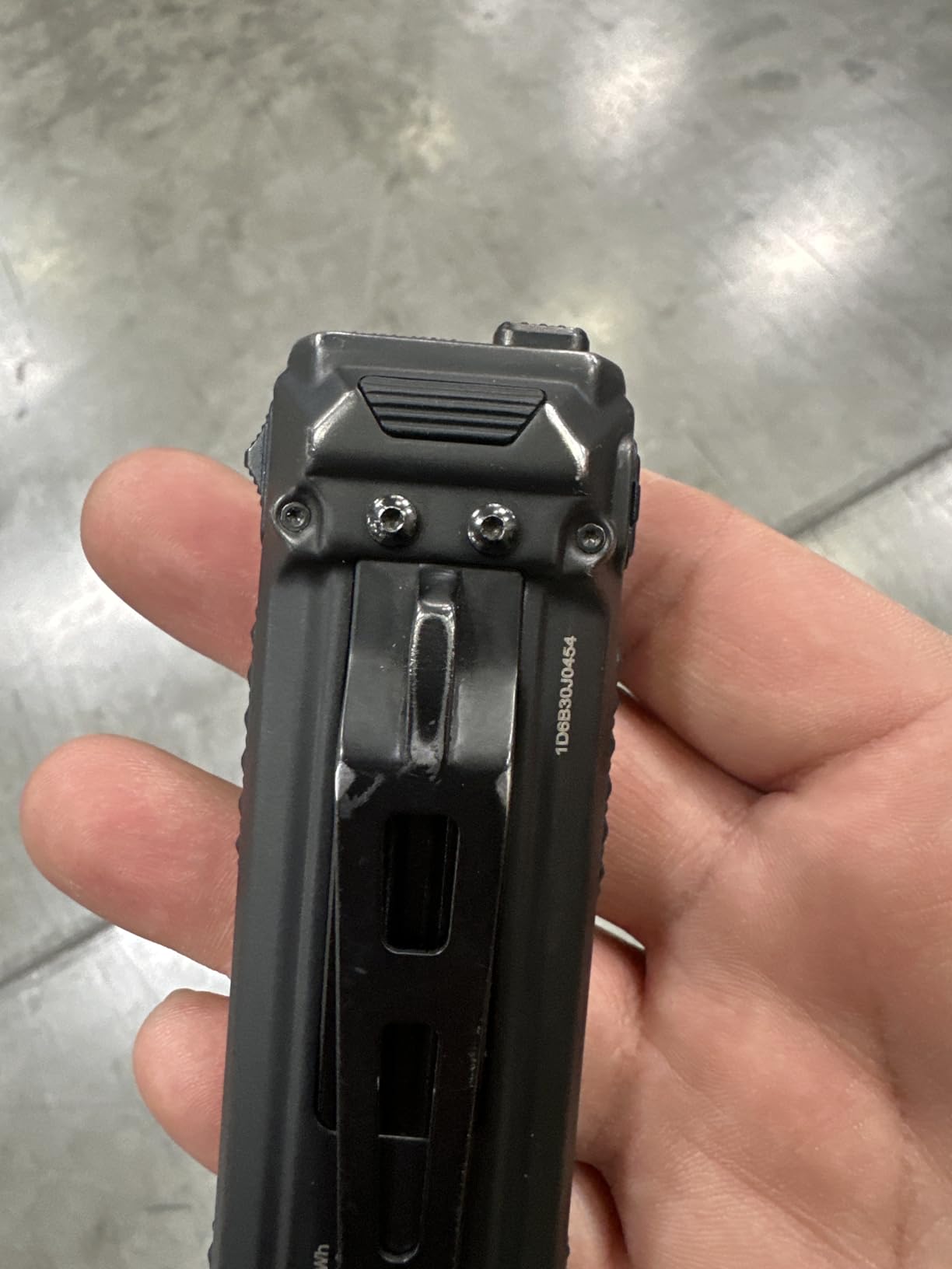 Nitecore EDC29 6500 Lumen Rechargeable EDC Tactical Flashlight (Black) customer photo 2