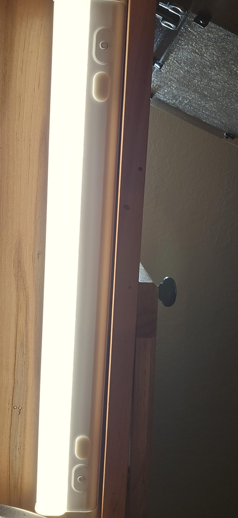 Enbrighten 24 Inch Plug in Under Cabinet Light with 5 Color Temperatures customer photo 2