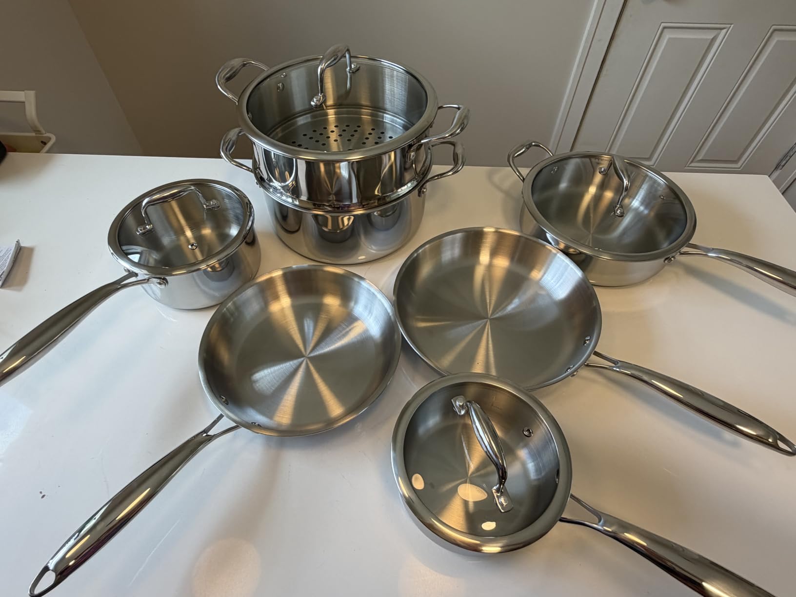 EWFEN 3 Ply Stainless Steel 11-Piece Cookware Set with Lids, Pots and Pans Kitchen Set, Non-Toxic, Induction, Oven, Dishwasher Safe, Professional Chef Quality customer photo 2
