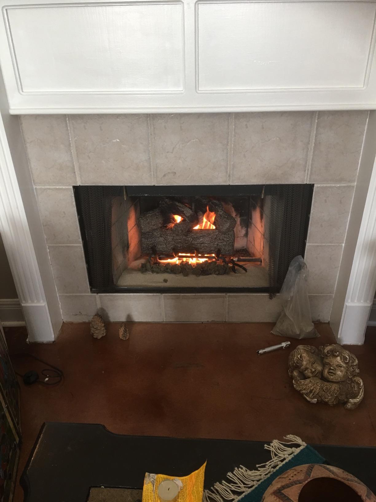 Peterson Real Fyre 30-inch Live Oak Log Set with Vented Burner and Gas Connection Kit. Match Lit (Natural Gas Only) customer photo 1