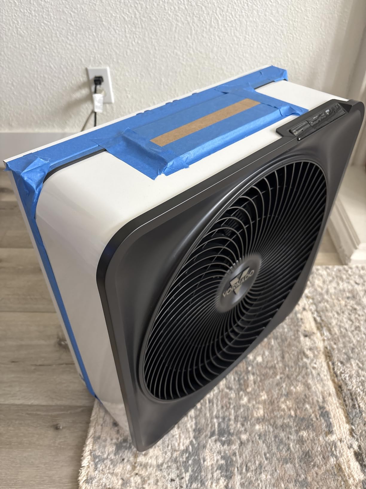 Vornado Model 80 High Velocity Box Fan, 20 Inch, 5 Speeds, Powerful Airflow customer photo 1