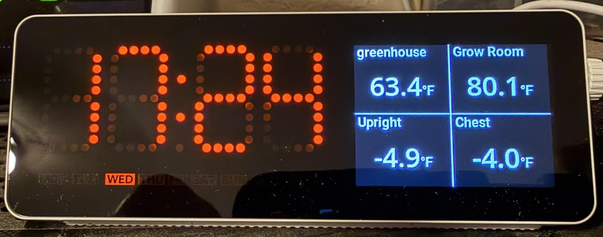 MOCREO WiFi Remote Thermometer Freezer Alarm, 1/3 Mile Long Range, IP66 Waterproof, App Email Alert, with Digital Monitor Hub, 2 Smart Wireless Temperature Sensors for Fridge, RV, Greenhouse customer photo 2