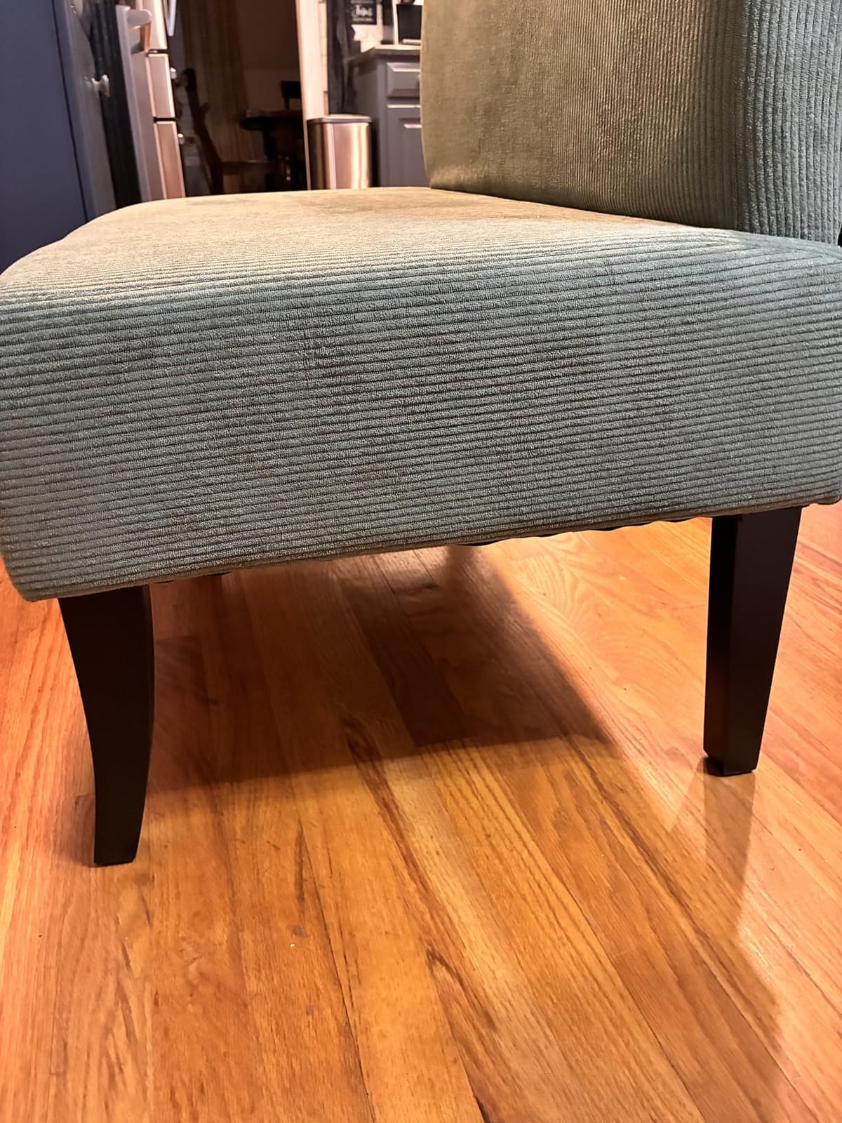 Yaheetech Small Loveseat Armless Sofa Chair with USB Ports, Dark Gray customer photo 2