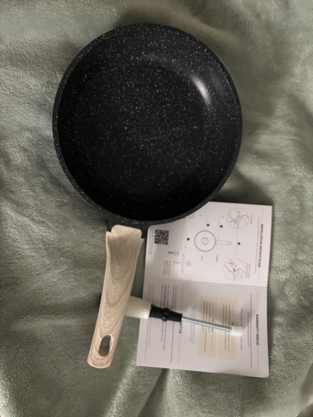 CAROTE 10 inch Non Stick Black Frying Pan Skillet, PFOA-Free customer photo 2