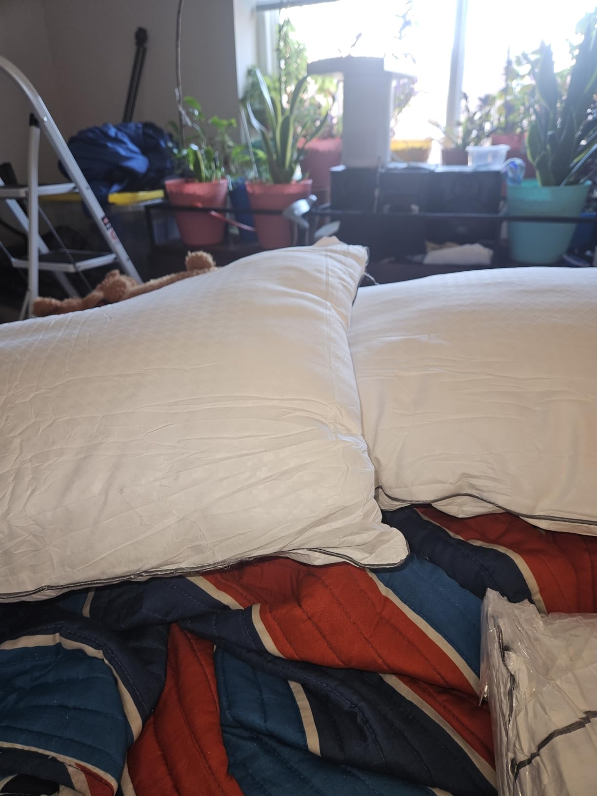 Pillows Standard Size Set of 4, Ultra Thick Down Alternative Bed Pillows,Cooling Hotel Quality Standard Pillow for Back, Stomach or Side Sleepers, Machine Washable(White,4 Pack) customer photo 1