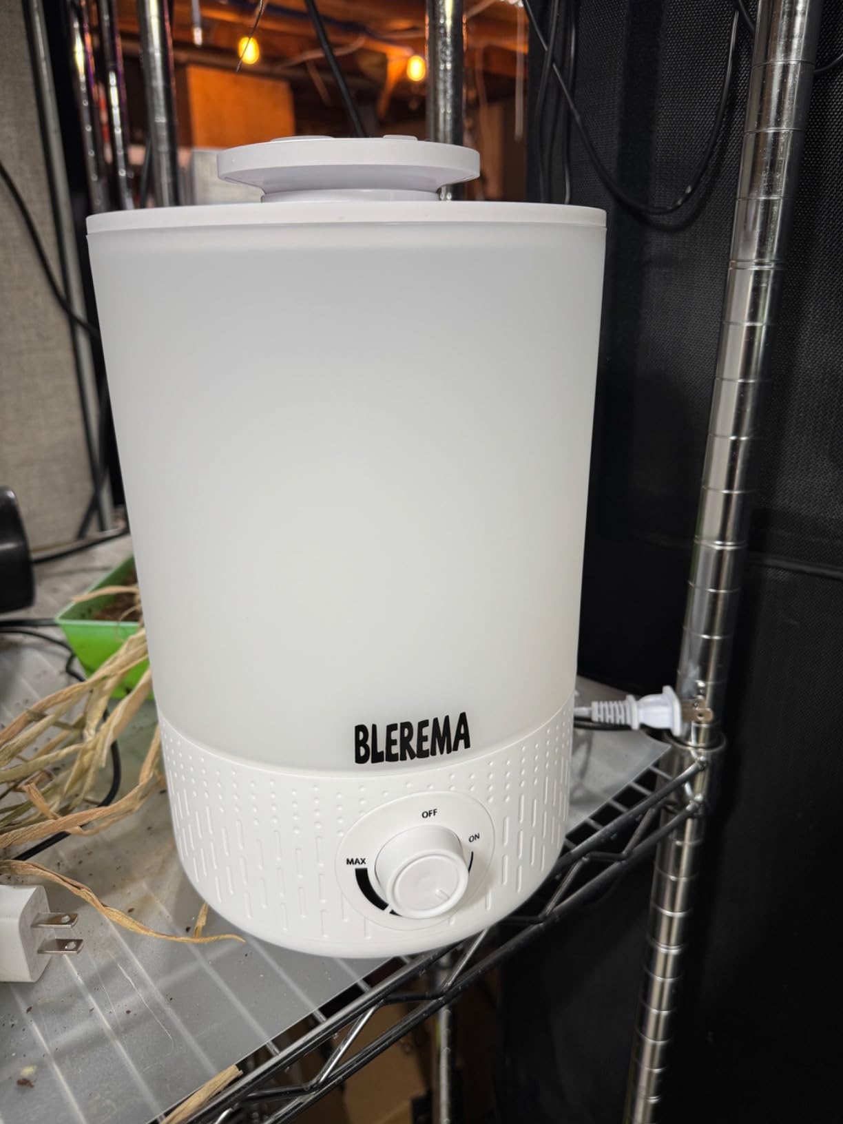 3L No Leak Plant Humidifiers for Grow Tent Greenhouse and Grow Room, Top-Fill, Auto Shut Off, with Extendable Targeting Hose Perfect for Indoor Plant Care and Humidity Control (Single Dual Fog Output) customer photo 1