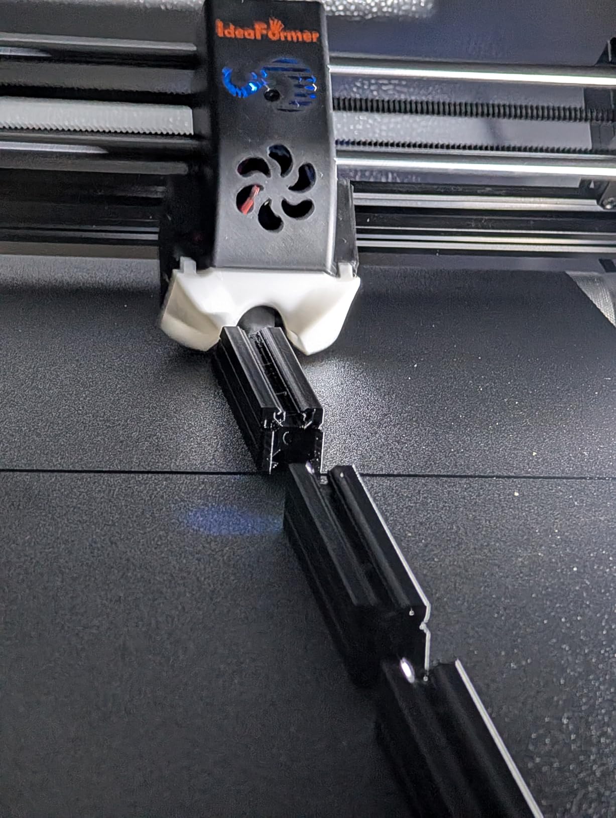 Official IdeaFormer-3D IR3 V2 Conveyor Belt 3D Printer, Infinite Z Axis Continuous Printing Belt Printer Large Format 250×250×∞mm for Cosplay, Prototyping & Production Auto Leveling 400mm/s Speed customer photo 2