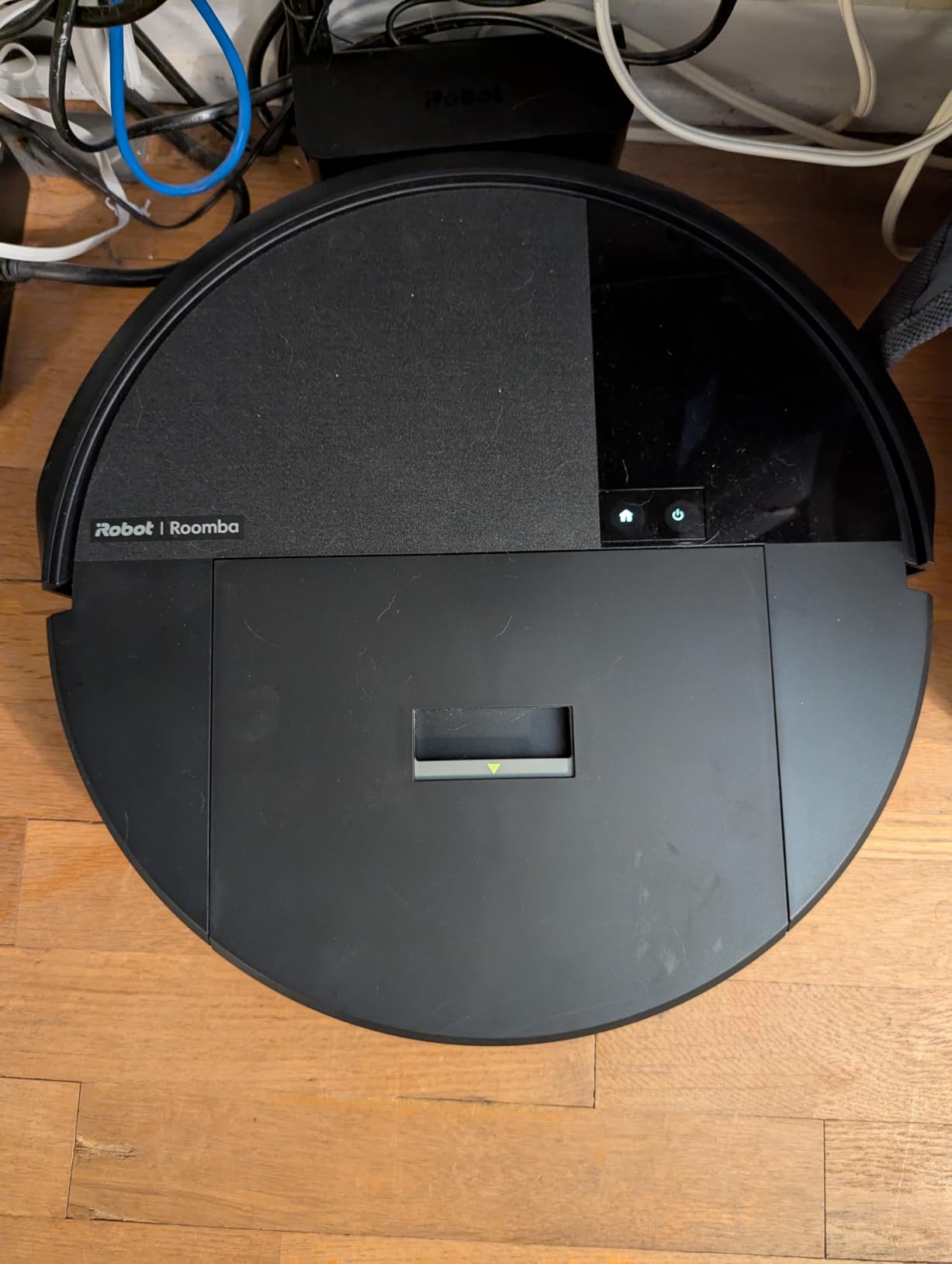 iRobot Roomba 205 DustCompactor Vac Robot Vacuum - Compacts Dirt Inside, No Emptying for 60 Days, Space Saving, No Dock Needed, Bagless, Intense Power-Lifting Suction, LiDAR Navigation, Multi-Surface customer photo 2