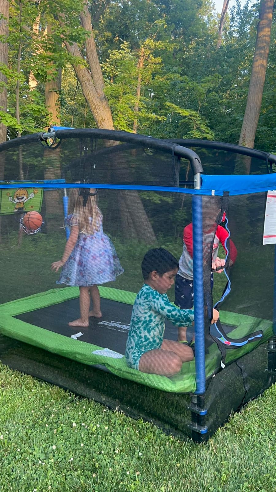 Zupapa 4X6FT Rectangle Trampoline with Basketball Hoop, and Safety Net - Indoor/Outdoor Kids Trampoline for Toddlers Ages 3-6, 220LBS Capacity, Heavy-Duty Galvanized Steel Frame customer photo 2