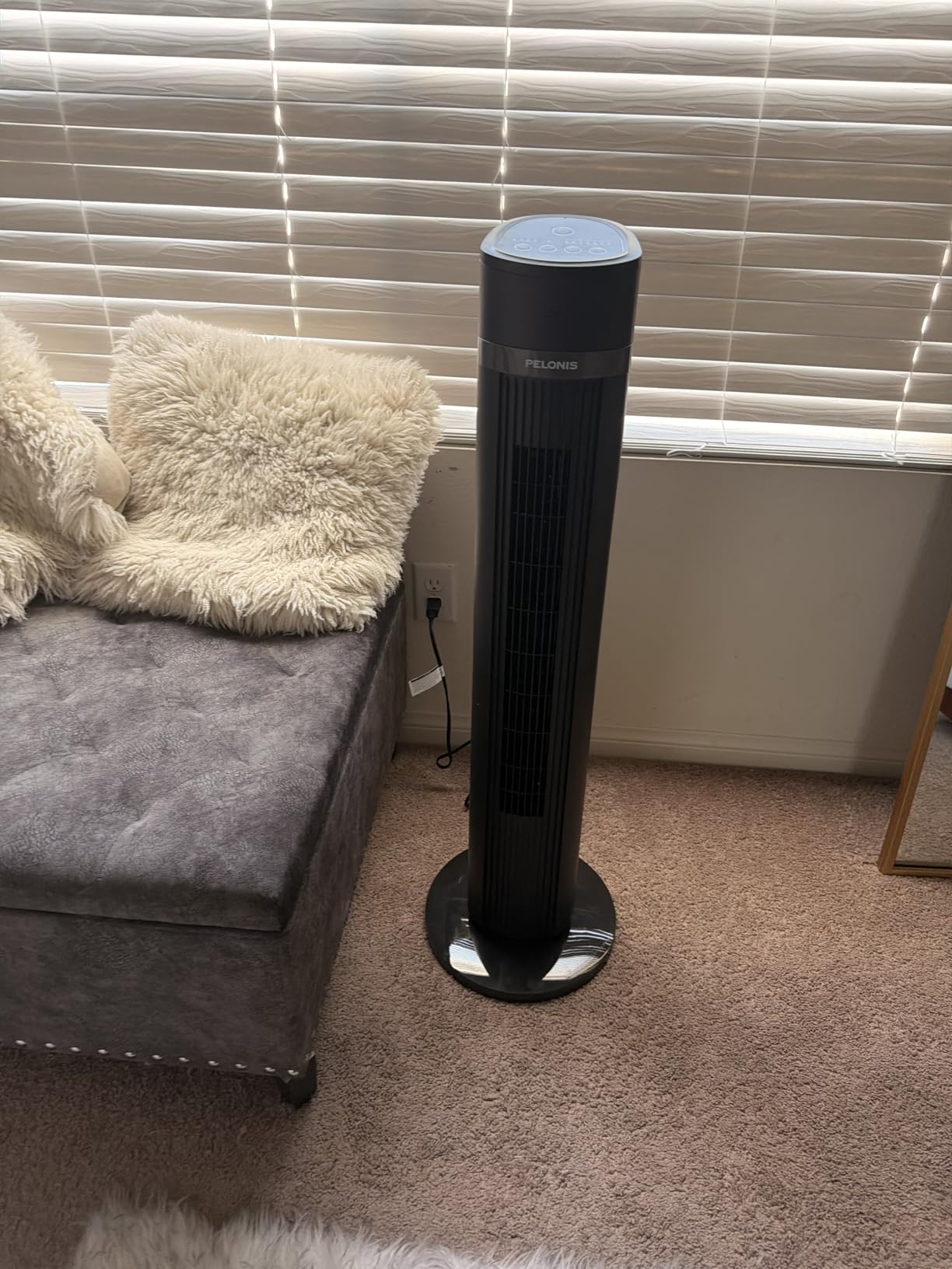 PELONIS 40 inch Bladeless Tower Fan for Bedroom, Standing Fan with Remote Control, 26ft/s, 90° Oscillation, 3 Speed Settings, 27 Db, 3 Modes, 15-Hour Timer, LED Display, Fan that Blows Cold Air, Grey customer photo 2