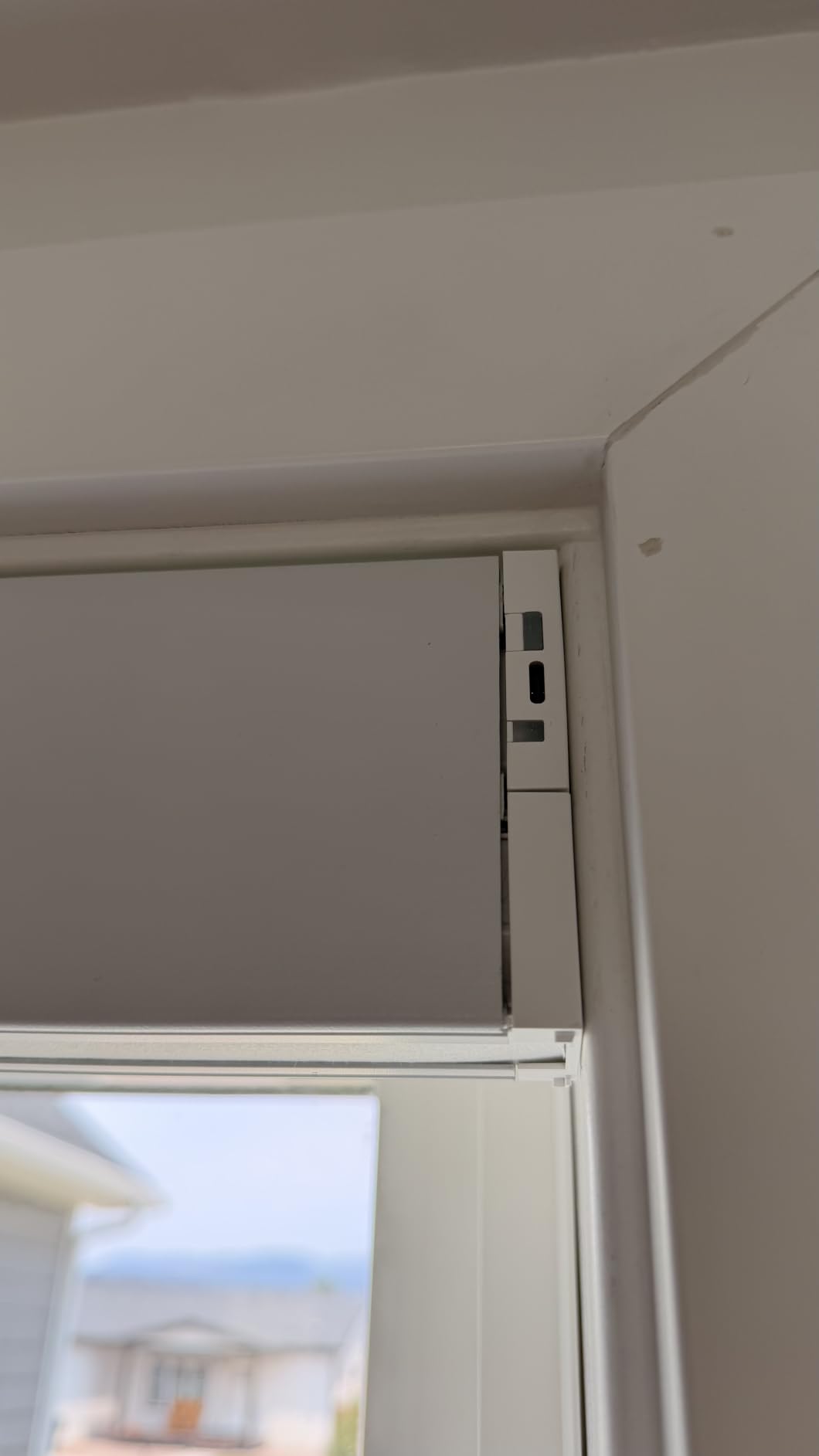 Yoolax Motorized Cellular Shades, Custom, Light Filtering, White customer photo 1