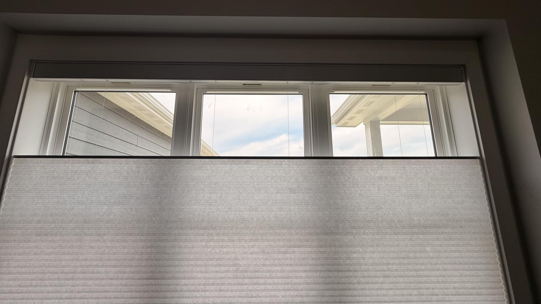 Yoolax Motorized Cellular Shades, Custom, Light Filtering, White customer photo 2