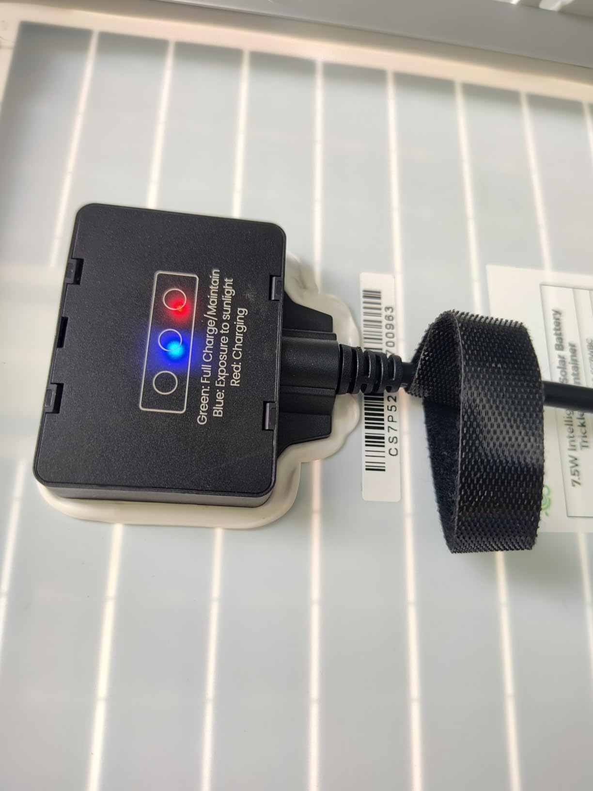 7.5W Solar Battery Maintainer & Trickle Charger, 12V Waterproof Panel with IP68 Smart Controller, Overcharge & Reverse Protection for Car, Automobile, Boat, RV, Motorcycle, Marine, Trailer customer photo 1