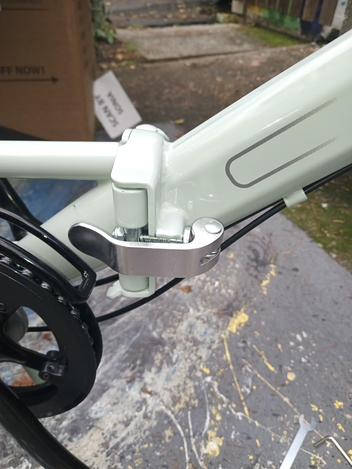 AVASTA Quartet Folding Bike, 20/24 Inch, 7-Speed, Dual Brakes customer photo 2