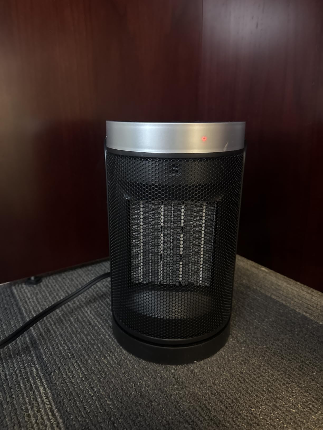 Space Heater, WINHL Portable Electric Heaters for Indoor Use,70°Oscillation customer photo 1