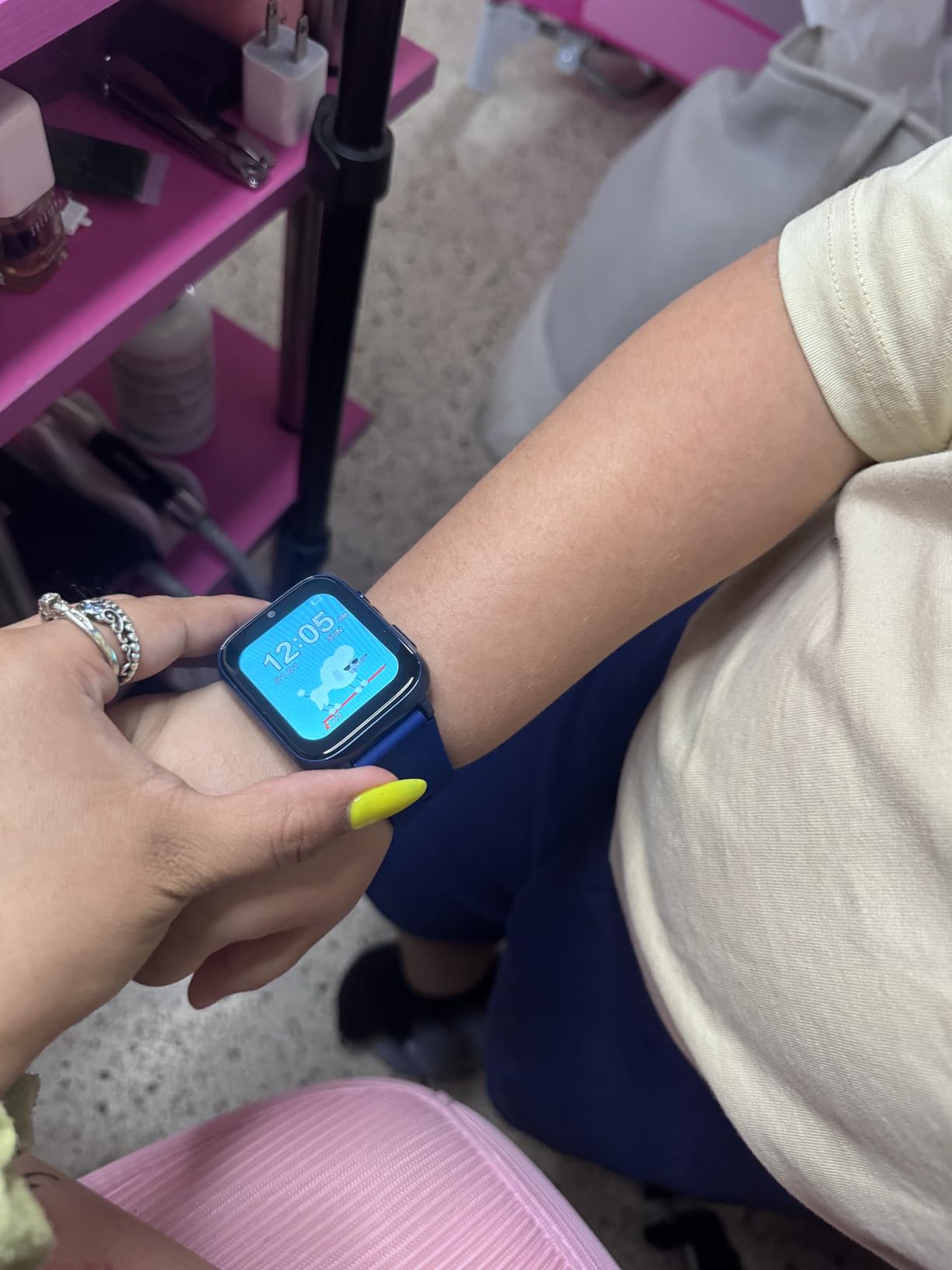 4G Kids Smart Watch GPS Tracker, Smart Watch for Boys Girls Ages 5-12 customer photo 1