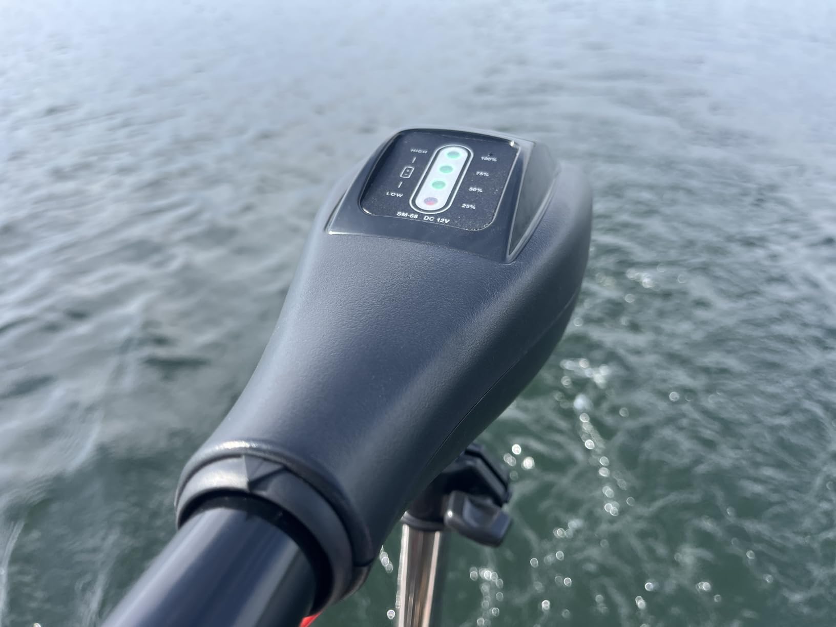 68LB Thrust Trolling Motor 8 Speed Electric Outboard Motor Boat Kayak Motor with 6’’ Adjustable Handle 30'' Shaft Length & LED Indicator Transom Mounted for Kayak, Fishing Boat customer photo 1