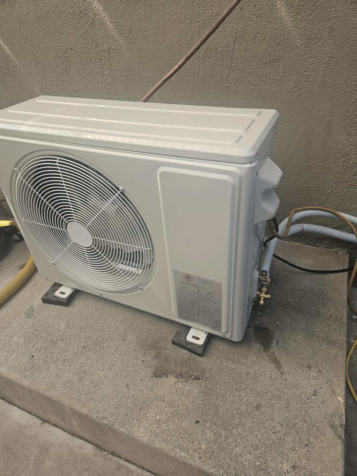 18000BTU Mini Split Air Conditioner Heat Pump, 19 SEER2 Inverter Compressor AC Unit Cools Rooms up to 1250 Sq. Ft, 230V Ductless Split AC with Pre-Charged Condenser & Installation Kit customer photo 1