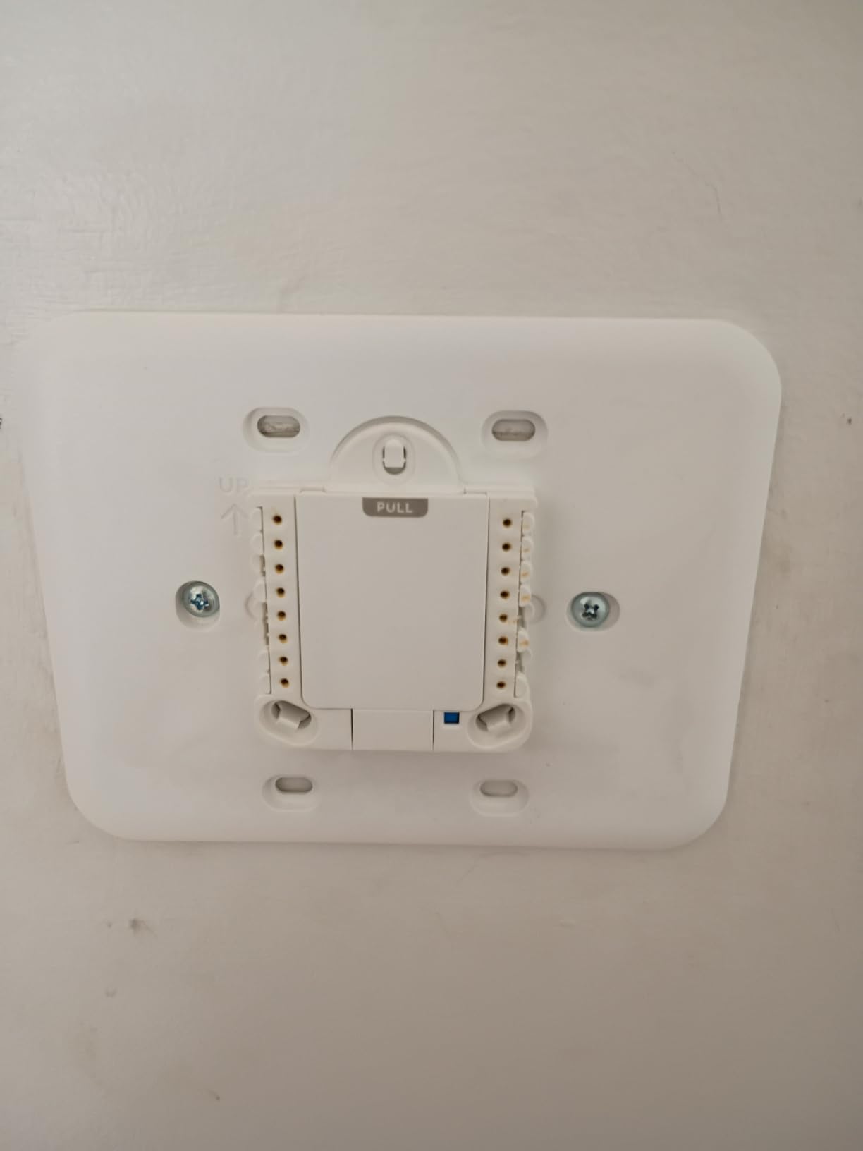 Honeywell Home X8S Premium Smart Wi-Fi Thermostat, White customer photo 1
