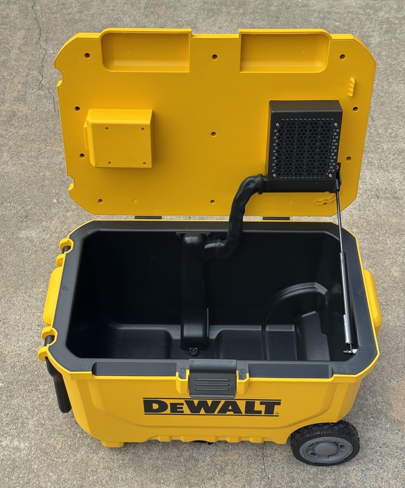 DEWALT Evaporative Air Cooler Portable Air Conditioner DXACN01B (Tool Only) customer photo 2