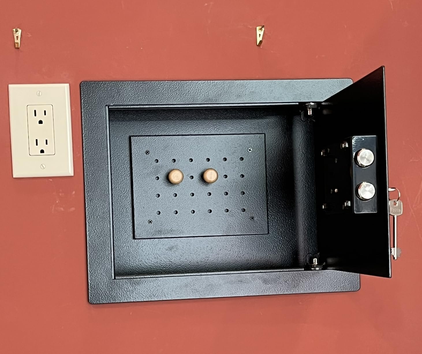 KornerBatl Small Hidden In Wall Safe Between 16