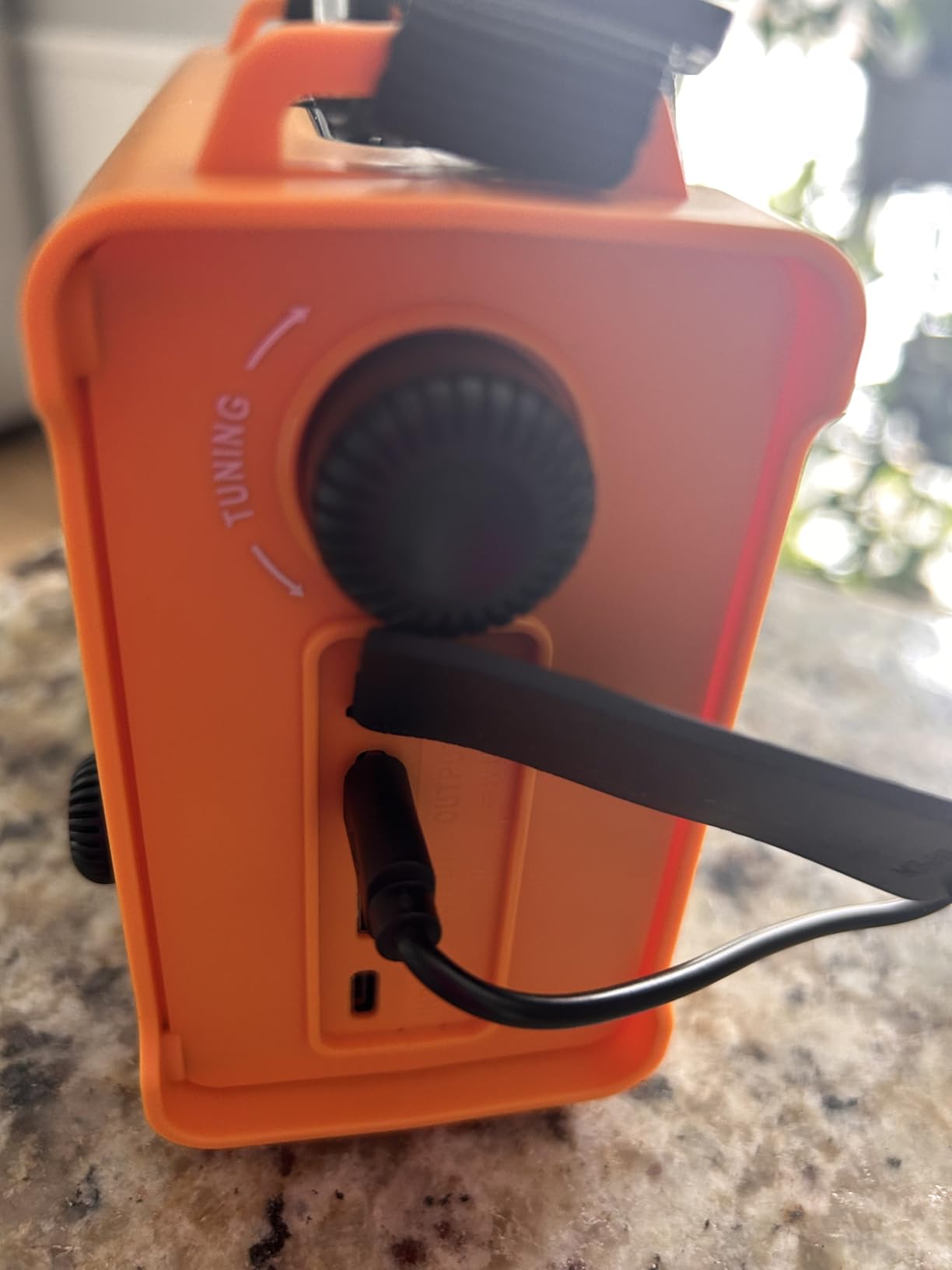 Mesqool Emergency Weather Radio NOAA Alert with Battery Backup 12000mAh customer photo 1