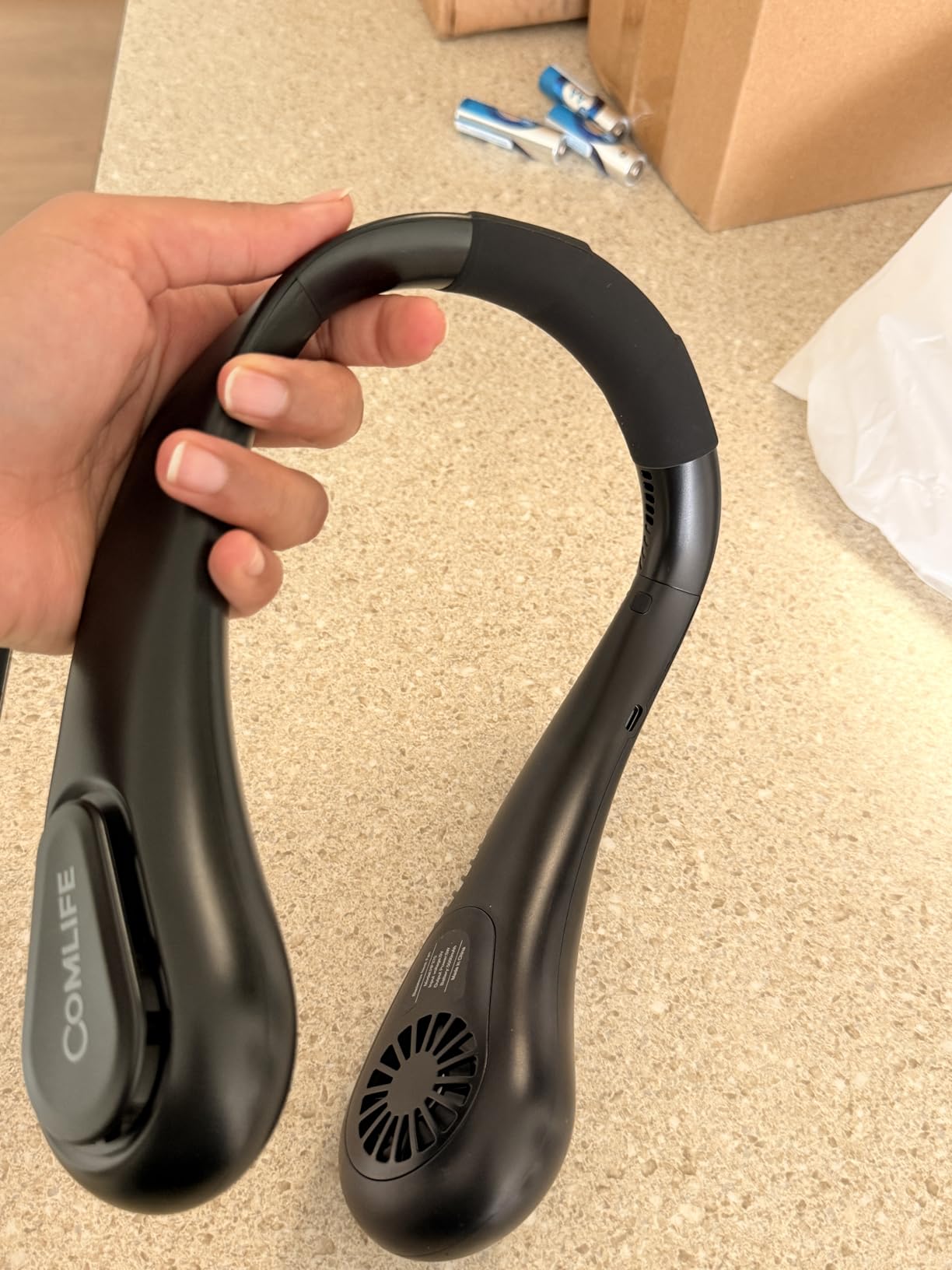 Portable Bladeless Neck Fan, Valentines Day Gifts for Him, Birthday Gifts for Men Women Father's Mother's Day, Wearable Cooling Fan Rechargeable for Camping Travel Beach Golf Cruise Essentials 2026 customer photo 1