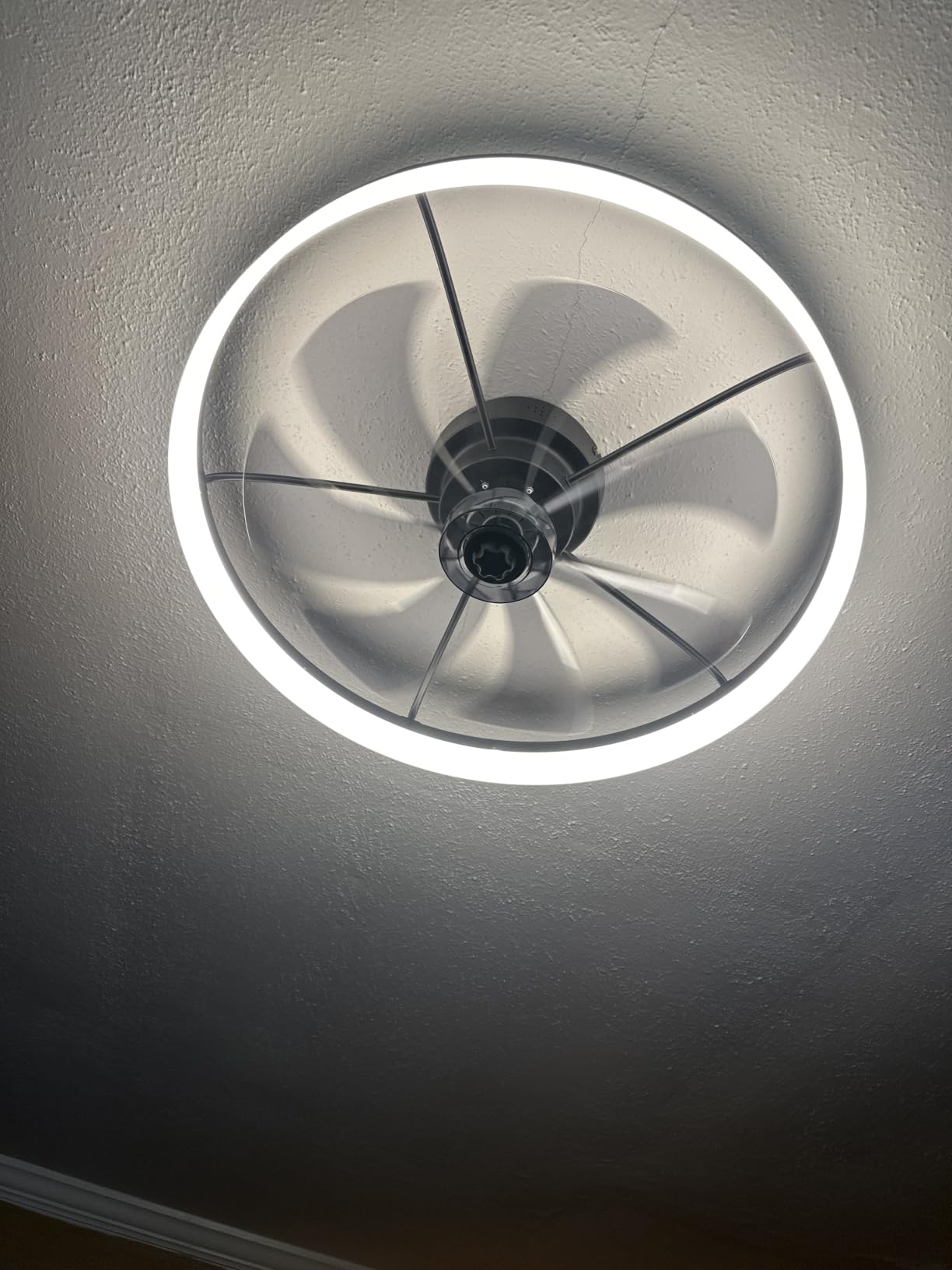 VOLISUN Low Profile Ceiling Fans with Lights and Remote, 20in Fandelier Ceiling Fan Flush Mount, 3000K-6500K Smart Bladeless LED Fan Light, White Modern Ceiling Fans with Lights for Bedroom customer photo 1