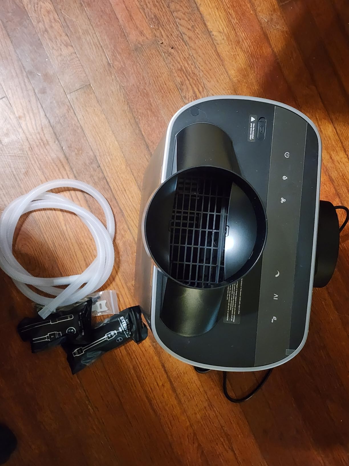 AC Infinity HYDRONE 5, Precision Plant Dehumidifier, 10 Drying Levels. | PWM Rotary Motor, Effective in Extreme Hot/Cold Environments, Dual Duct Ports, for 2-3 Plants in Grow Tents customer photo 1