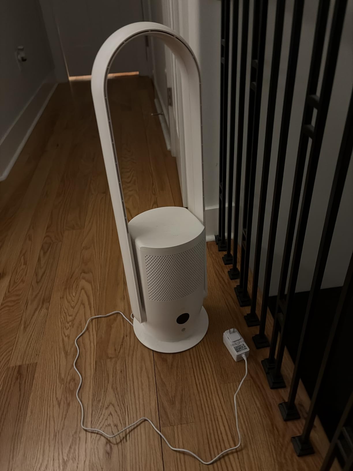 ULTTY Bladeless Tower Fan for Bedroom, 20 Speeds 3 Modes, Standing Fan with Remote, 8H Timer, 38