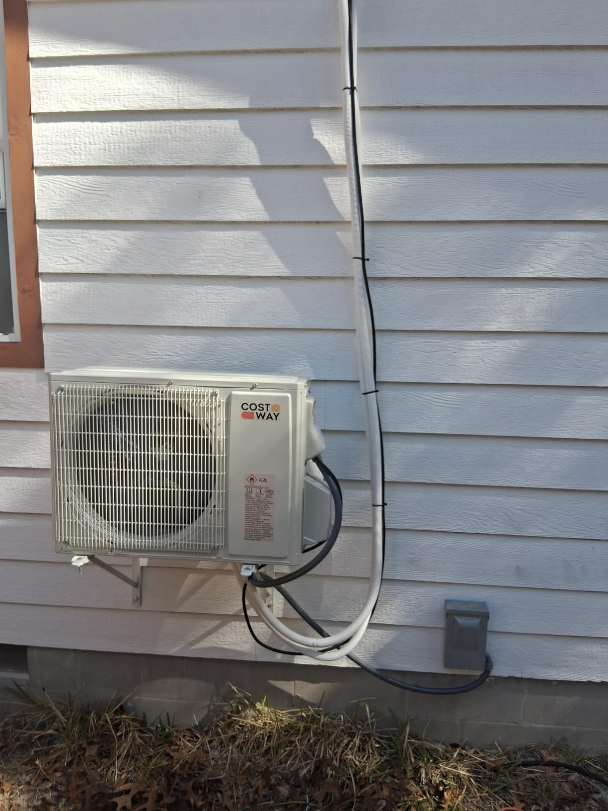 COSTWAY 12000 BTU Mini Split Air Conditioner & Heater customer photo 1
