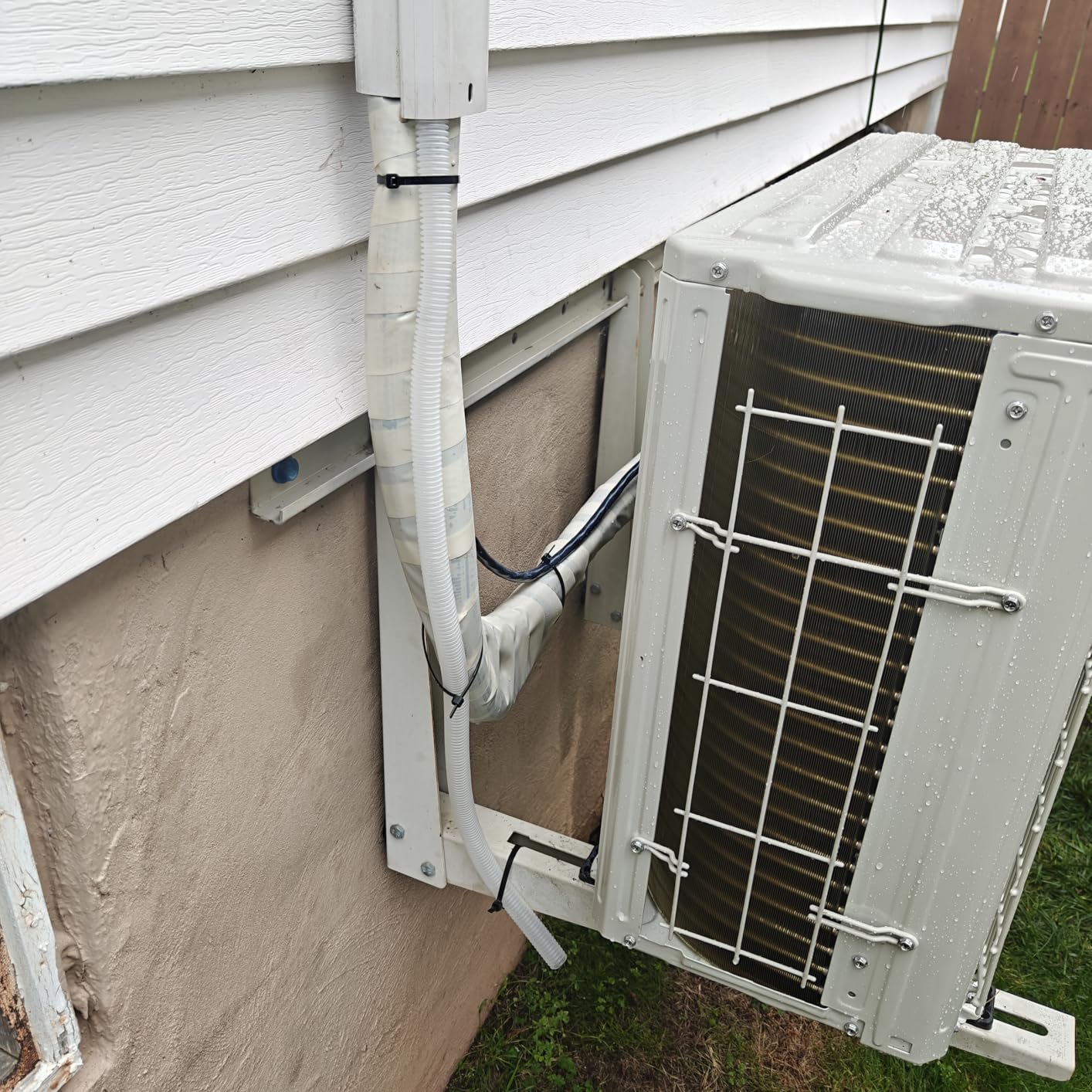 COSTWAY 12000 BTU Mini Split Air Conditioner & Heater customer photo 2