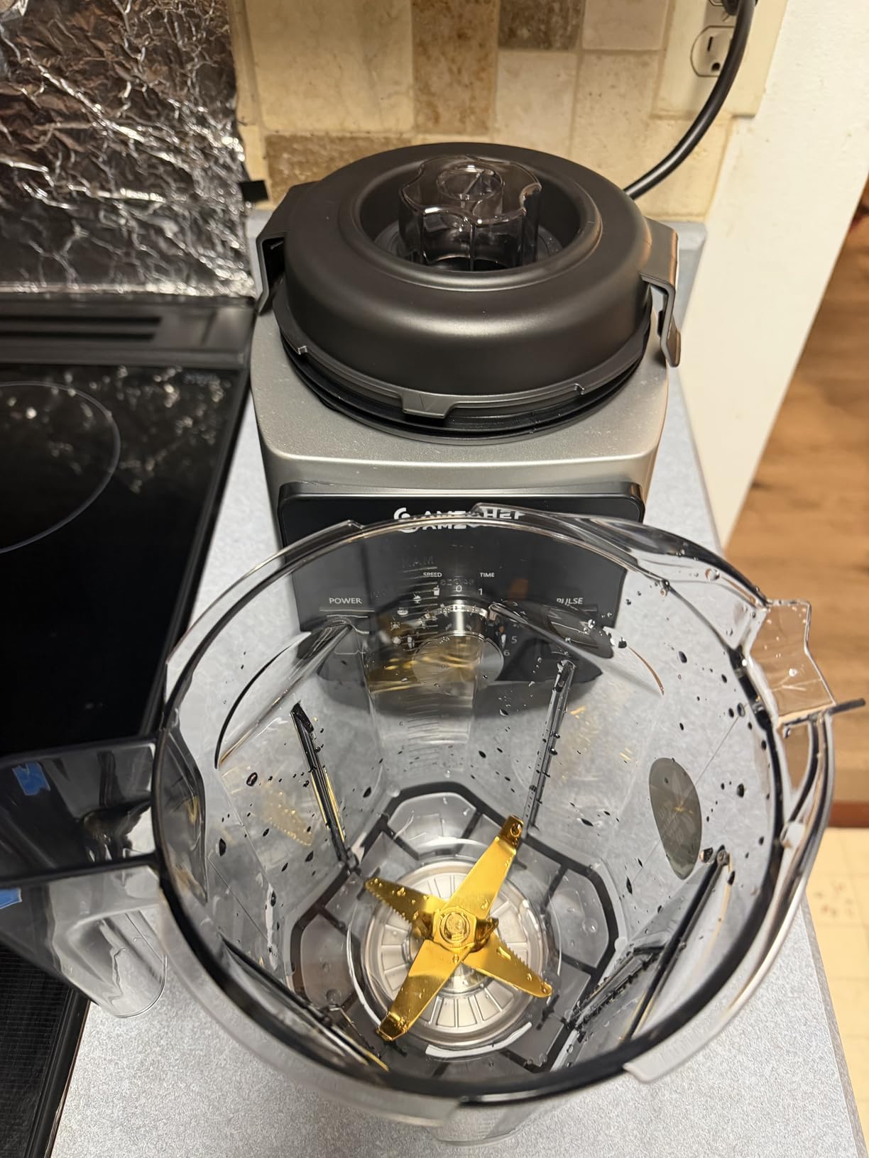AMZCHEF 1800W Smoothies Blender, Ice-Crushing Countertop Blenders customer photo 2