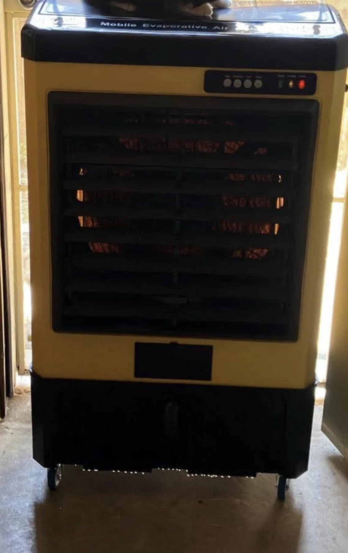 Uthfy 4800 CFM Swamp Cooler, 40IN Evaporative Air Cooler with 10.6 Gal Water Tank, 3 Speeds, 120°Oscillation, 3 Ice Packs, Outdoor Garage Air Conditioner for Patio, Yard, Factory customer photo 2