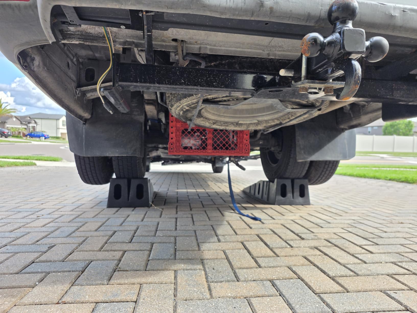 VEVOR Truck Air Conditioner, 12V 10000 BTU Mini Split AC Unit, 400 m³/h Airflow Cab Air Conditioner, Quiet A/C Unit Fast Cooling for Semi Truck, Camper, Construction Vehicle, Crane, Tractor, Excavator customer photo 1