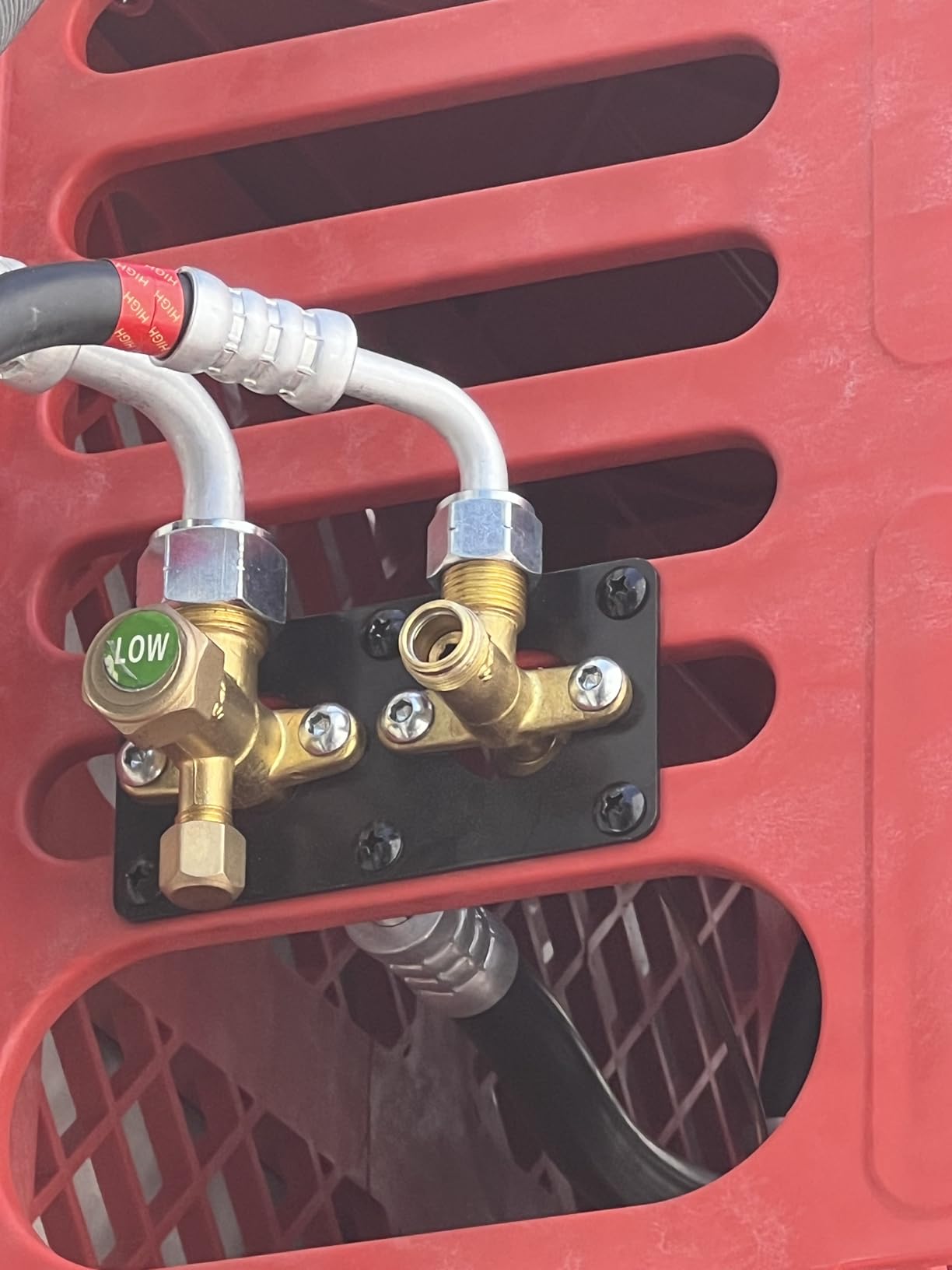 VEVOR Truck Air Conditioner, 12V 10000 BTU Mini Split AC Unit, 400 m³/h Airflow Cab Air Conditioner, Quiet A/C Unit Fast Cooling for Semi Truck, Camper, Construction Vehicle, Crane, Tractor, Excavator customer photo 2