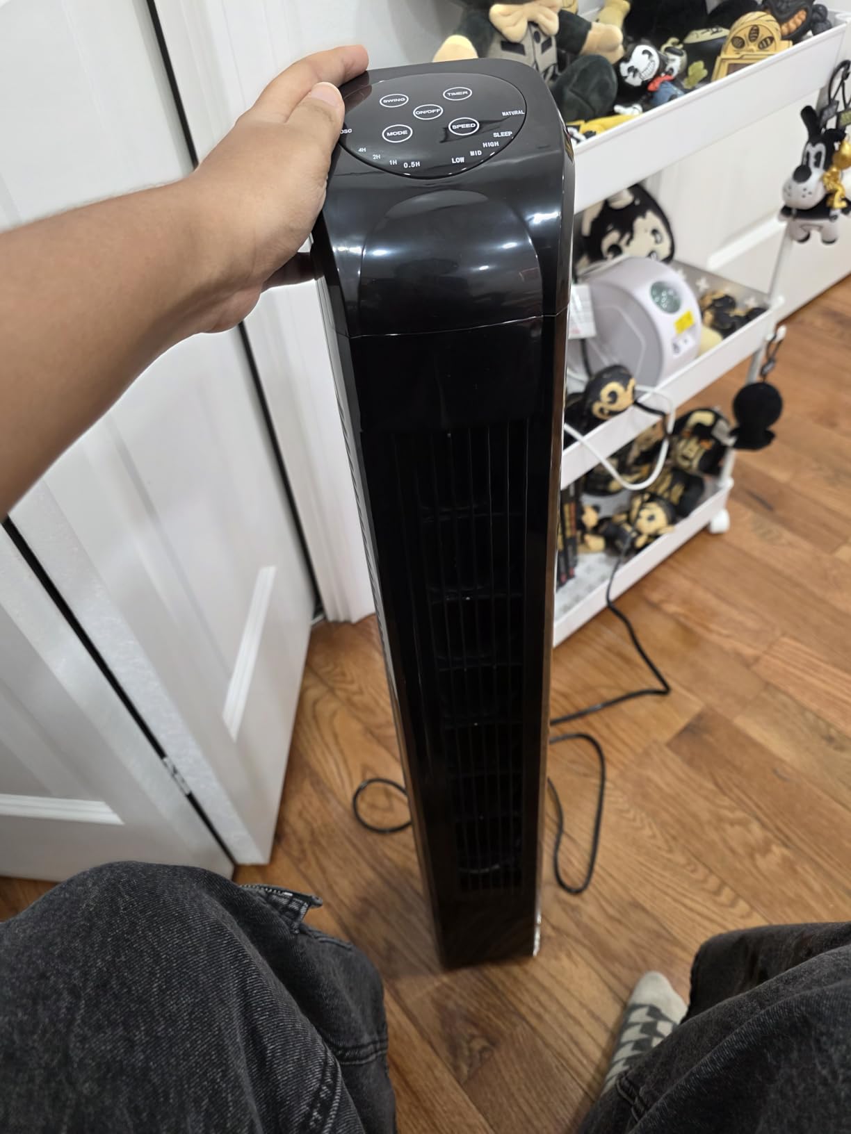 Uthfy Oscillating Tower Fan for Bedroom, Portable Standing Fan with Remote, 3 Modes 3 Speeds, 7.5H Timer, 120° Quiet Cooling for Living room, Office, Black customer photo 1